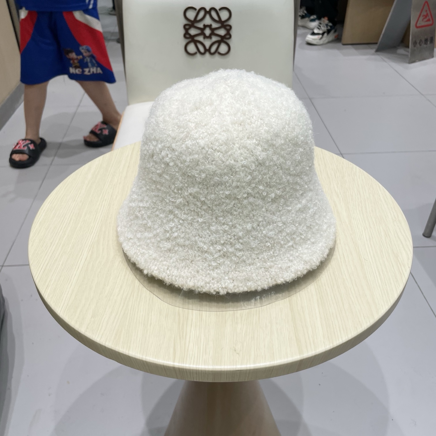 LV路易威登帽子女秋冬季羊毛水桶帽日系显脸小盆帽时尚保暖渔夫帽