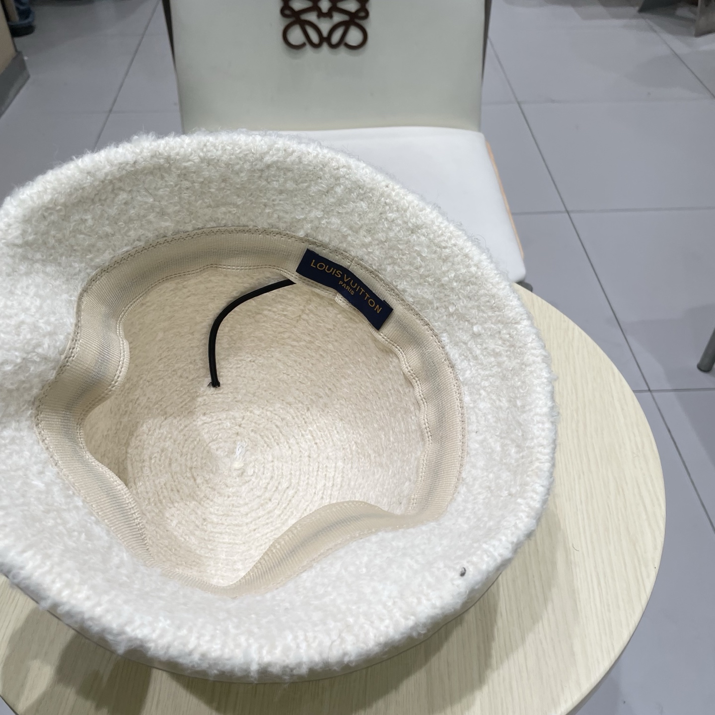 LV路易威登帽子女秋冬季羊毛水桶帽日系显脸小盆帽时尚保暖渔夫帽