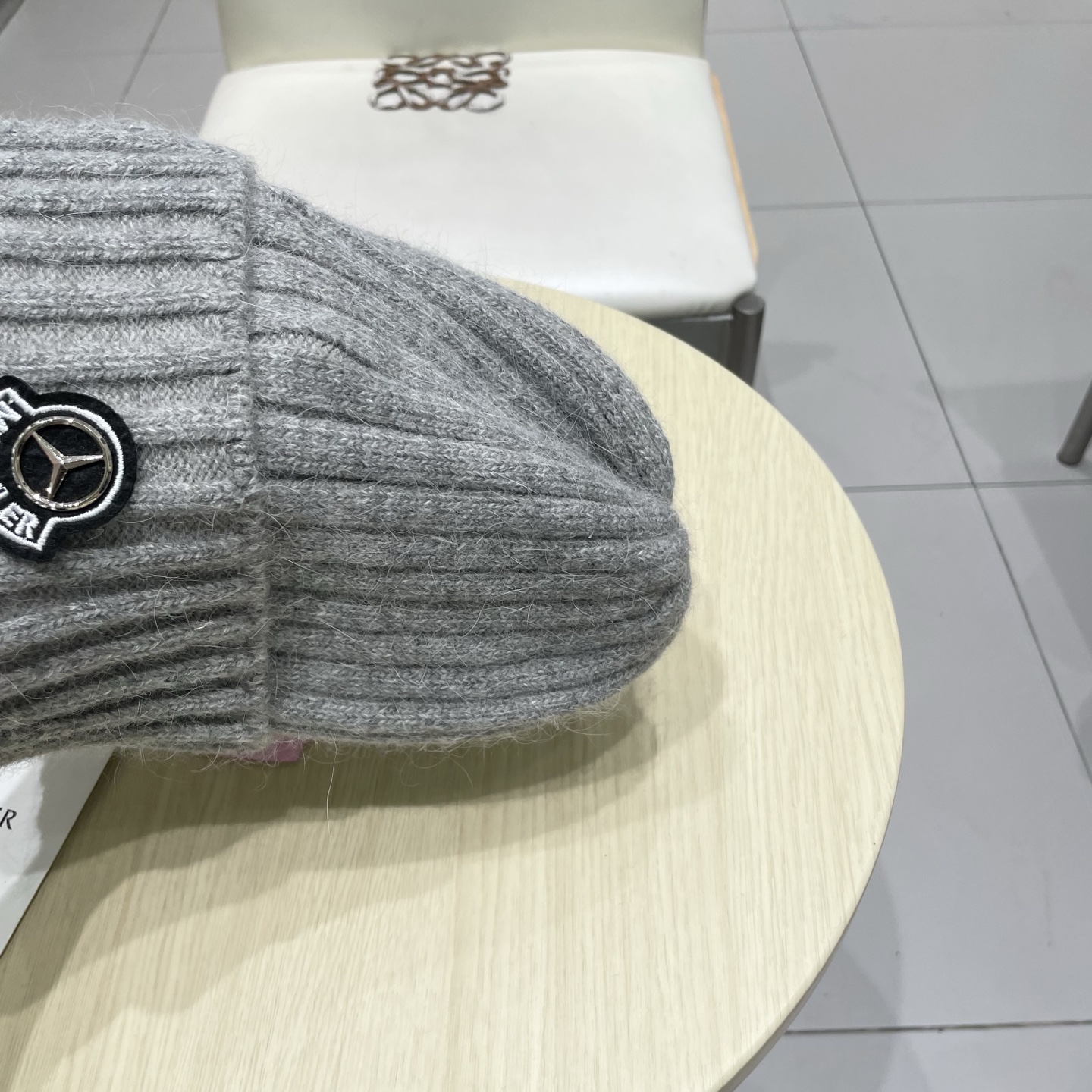 蒙口Moncler盟可睐💥官网经典针织帽，原单复刻.非常柔软亲肤，弹性很好💓有质感又非常百搭的款式~保暖