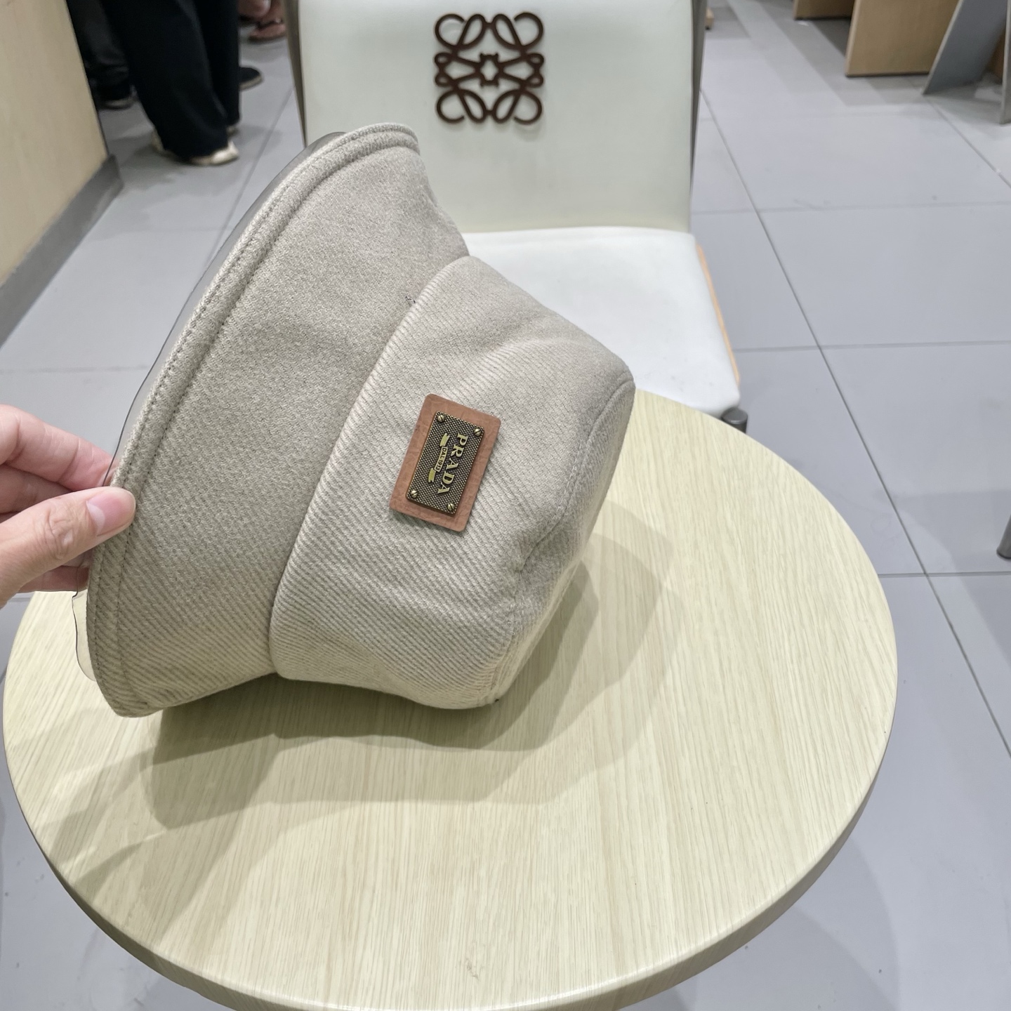 普拉达】Prada 25秋冬新款大牌渔夫帽，显脸小 大牌款超好搭配，赶紧入手！