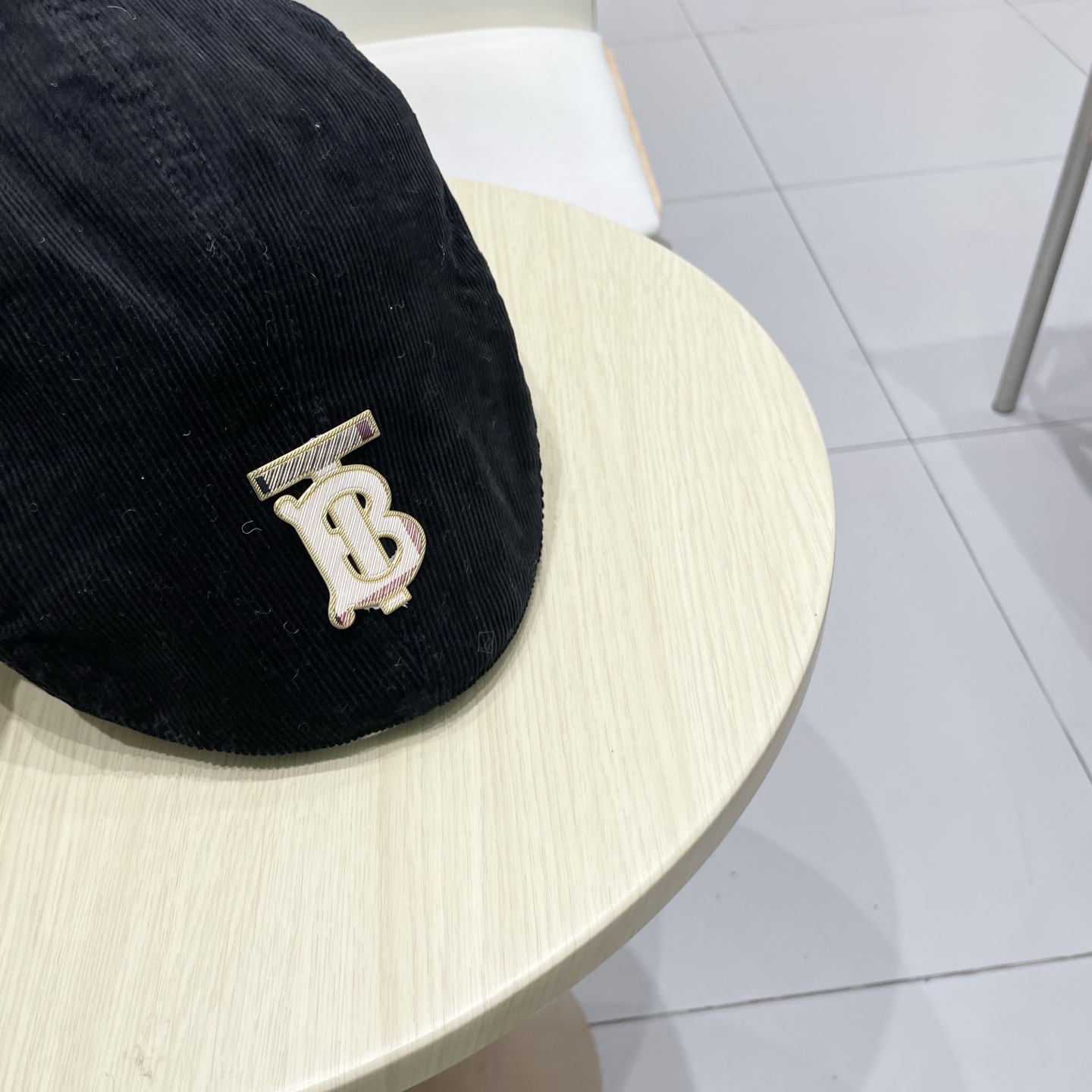  Chanel香奈儿鸭舌前进帽，灯芯绒面料，头围57cm