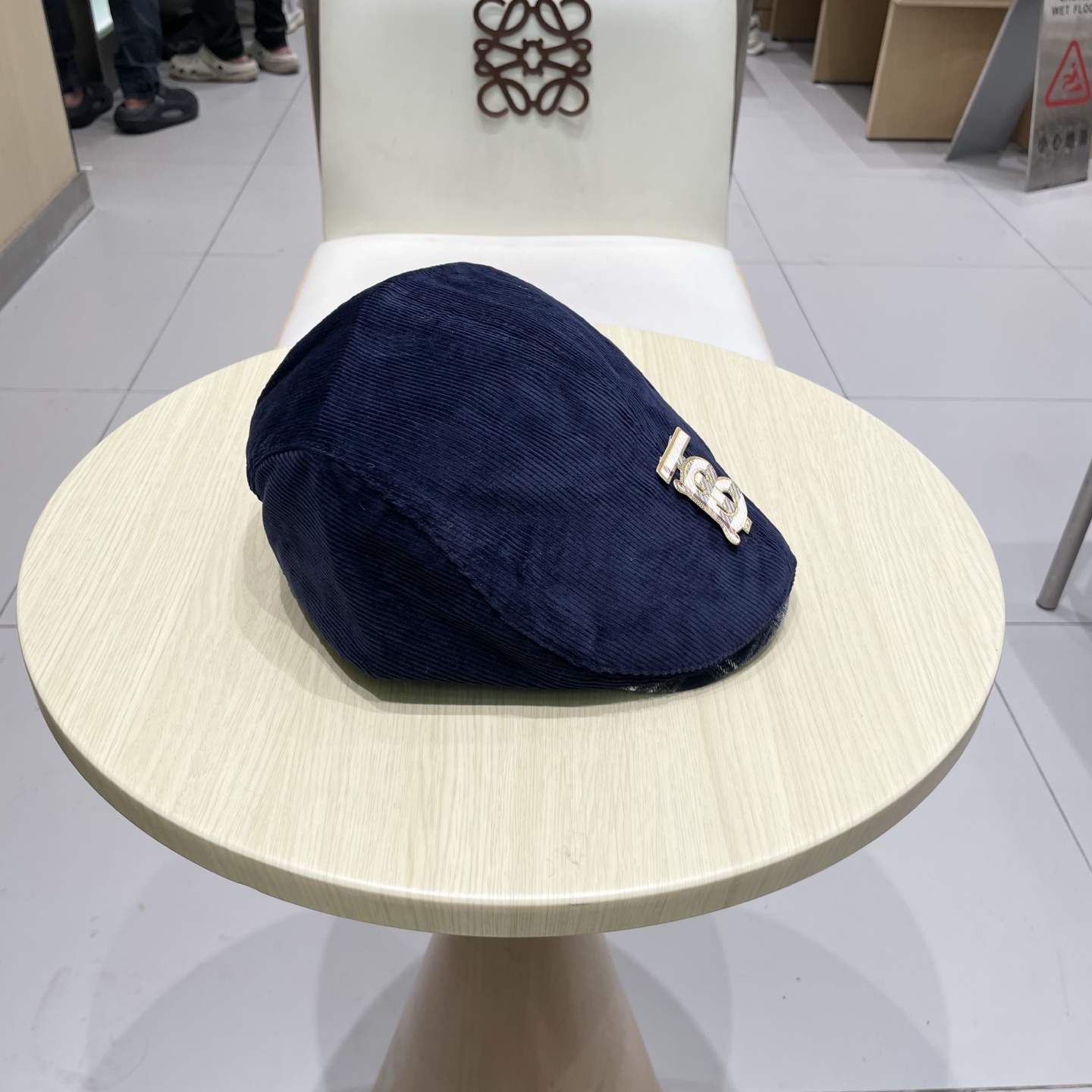  Chanel香奈儿鸭舌前进帽，灯芯绒面料，头围57cm