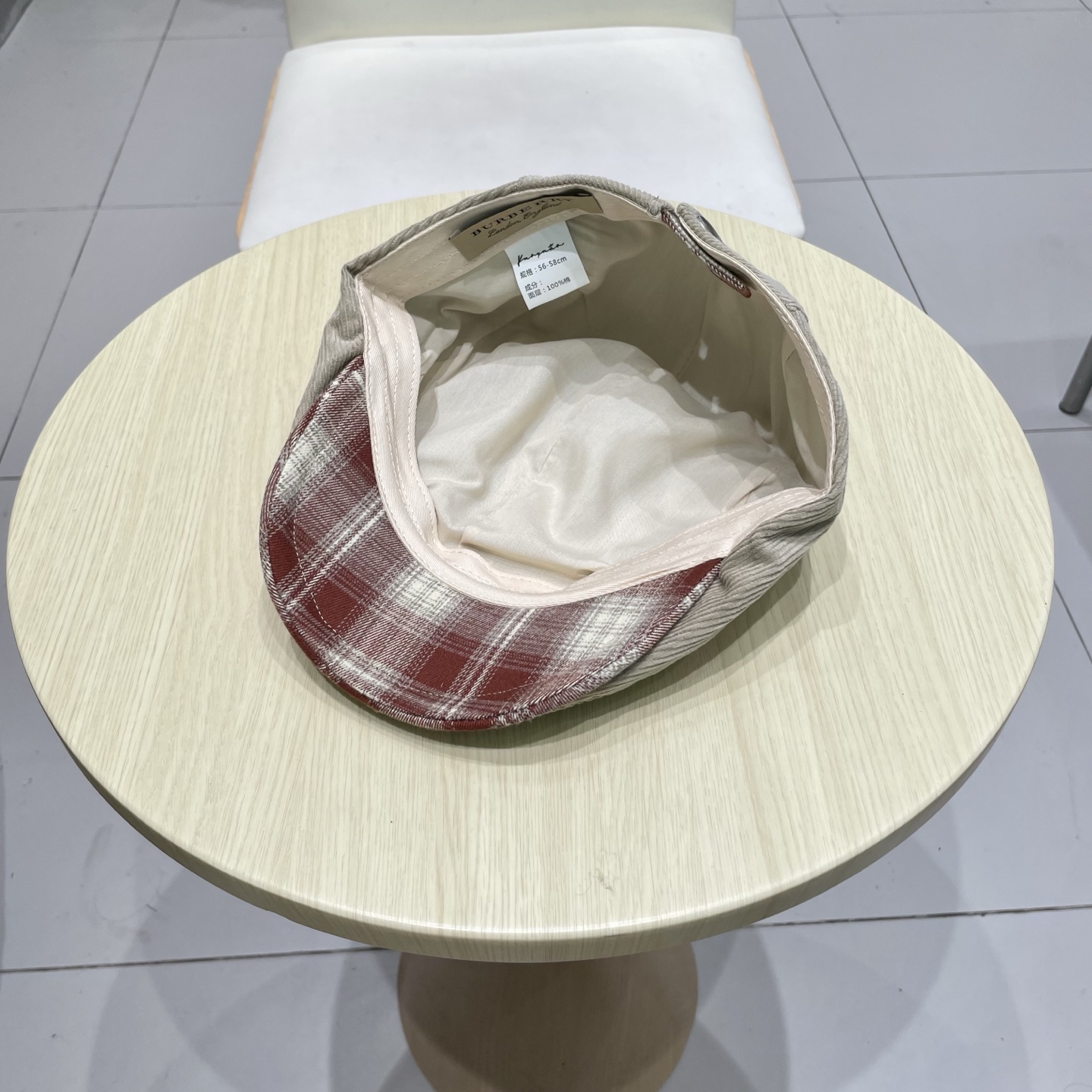  Chanel香奈儿鸭舌前进帽，灯芯绒面料，头围57cm