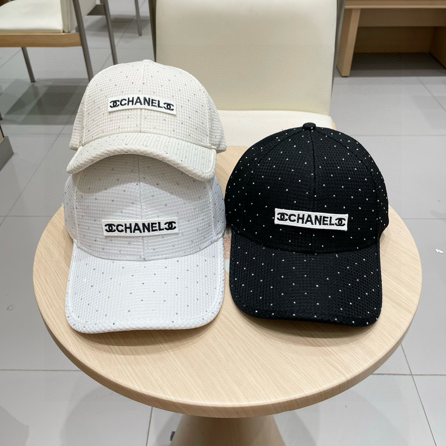  香奈儿CHANEL 2025新品点钻棒球帽，小香经典简约，时尚休闲设计 跑量新品