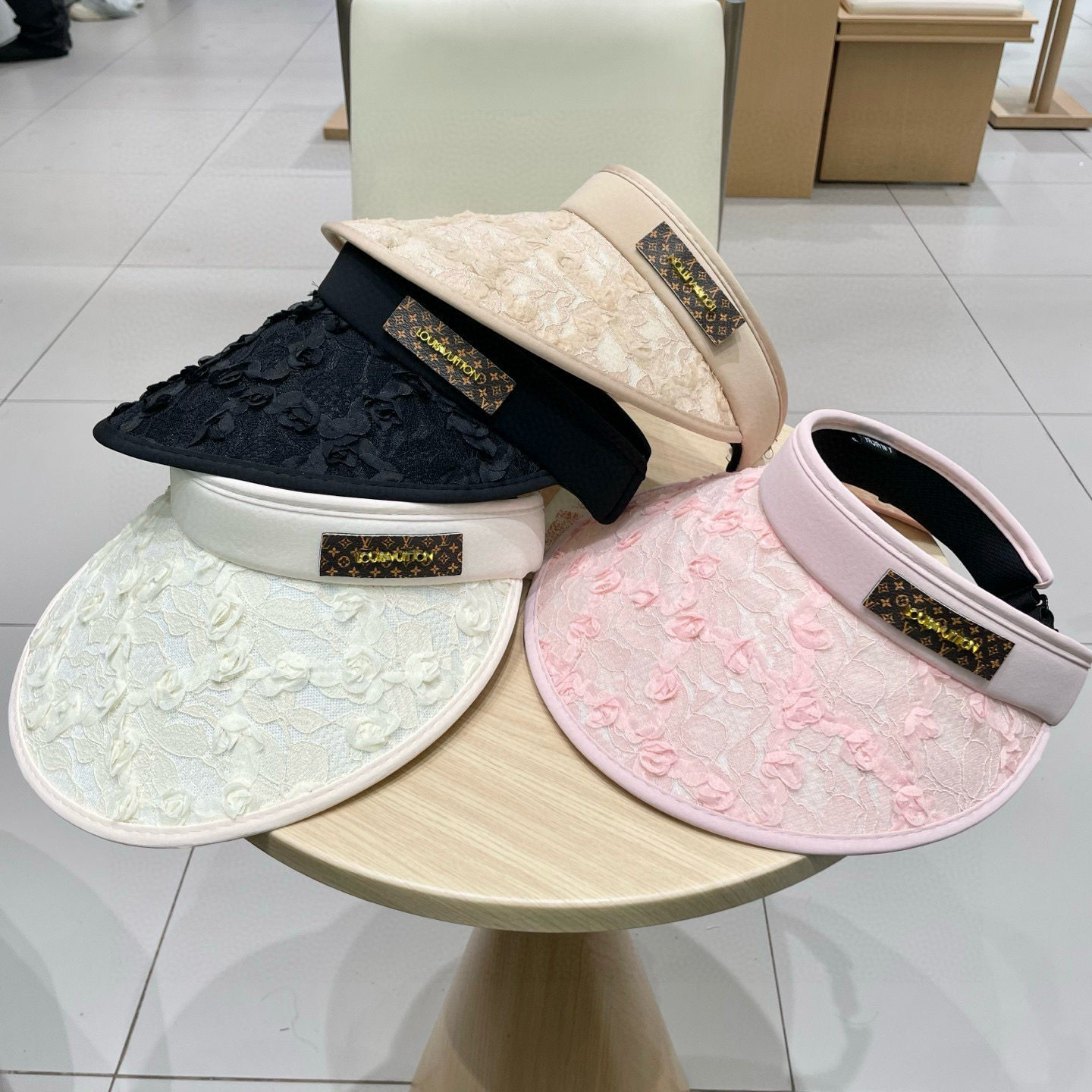 【LV路易威登】2025夏季新款遮阳帽空顶帽，大牌出货，超方便！好搭！出街必备