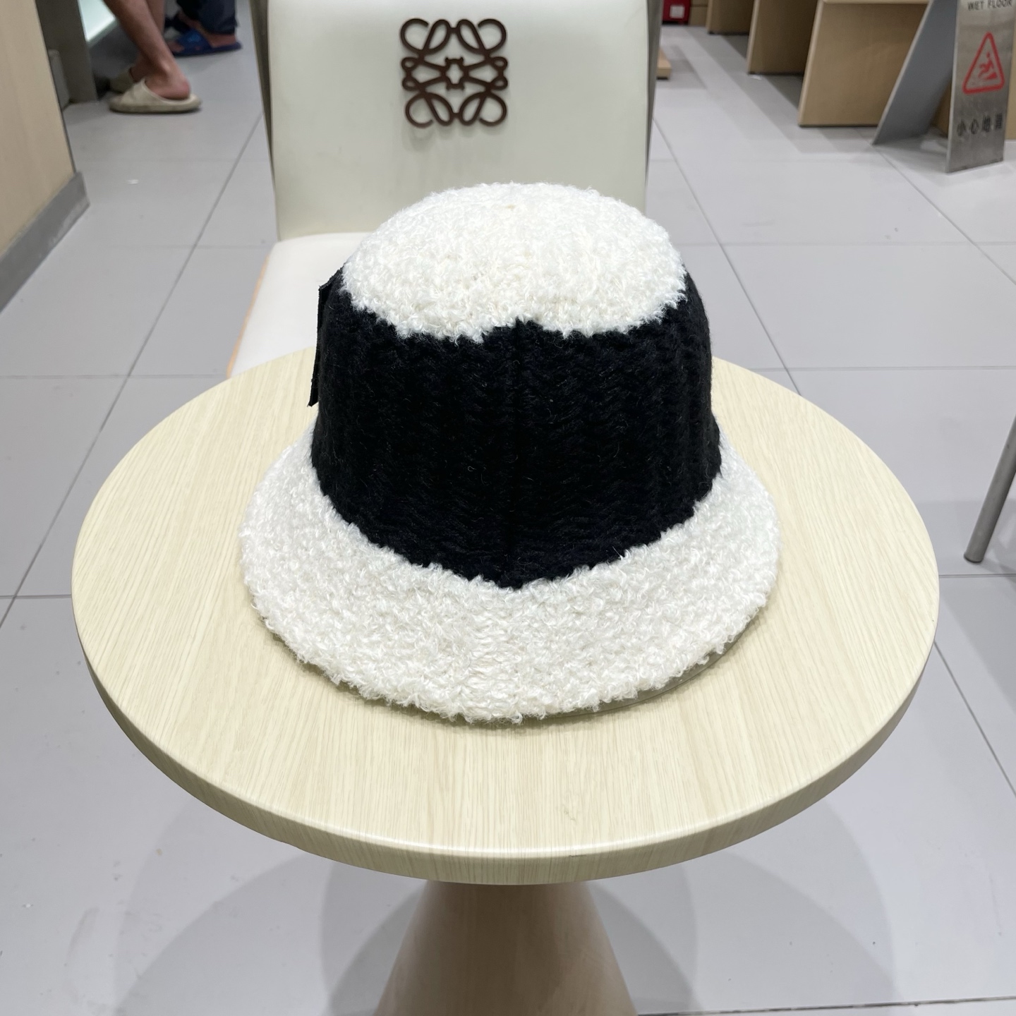 ＬＯＥＷＥ罗意威毛绒条纹水桶帽秋冬可折叠显脸小保暖圆顶渔夫帽针织盆帽