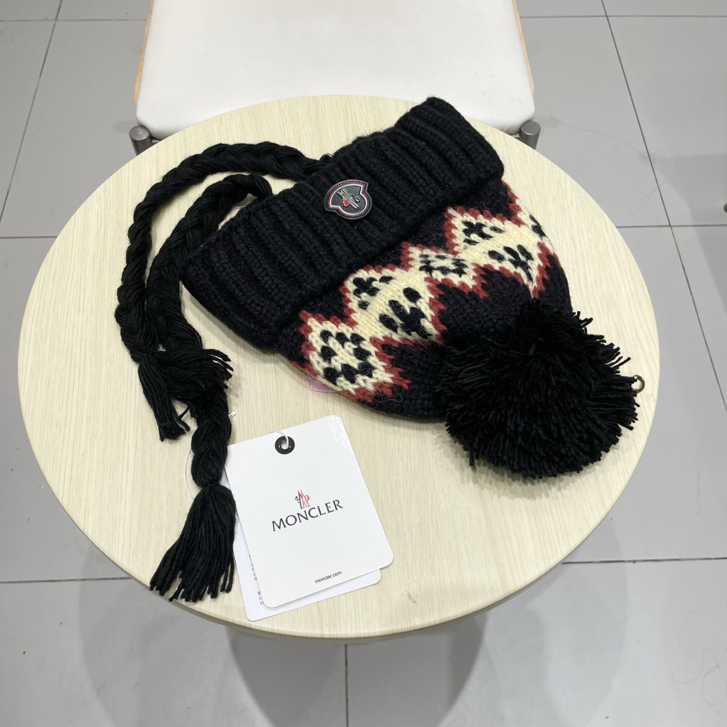  蒙口MONCLER2025新款护耳针织帽女秋冬季保暖捂耳毛线帽复古民族风