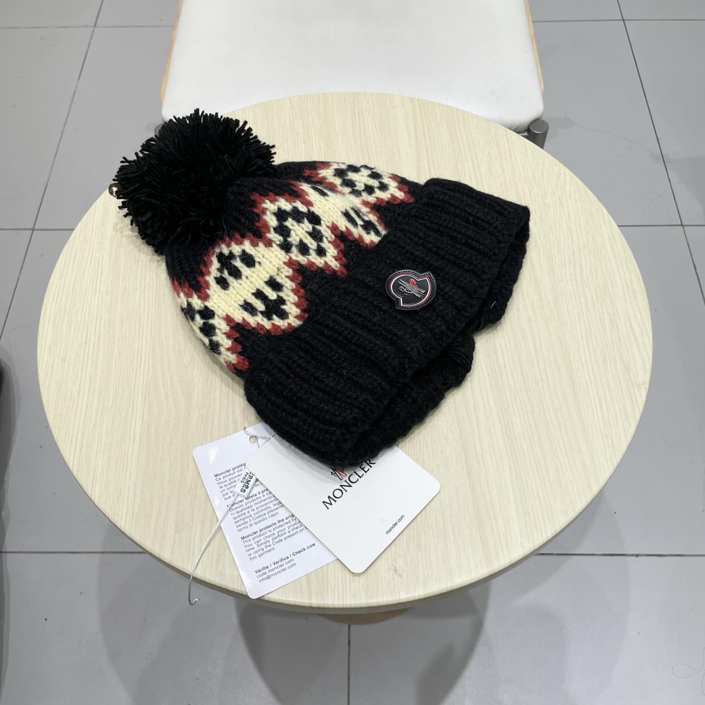  蒙口MONCLER2025新款护耳针织帽女秋冬季保暖捂耳毛线帽复古民族风