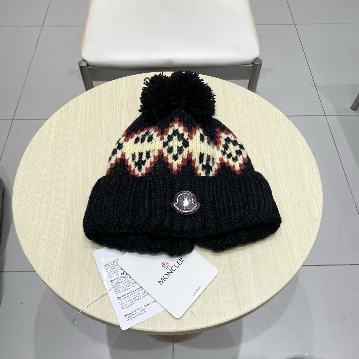  蒙口MONCLER2025新款护耳针织帽女秋冬季保暖捂耳毛线帽复古民族风