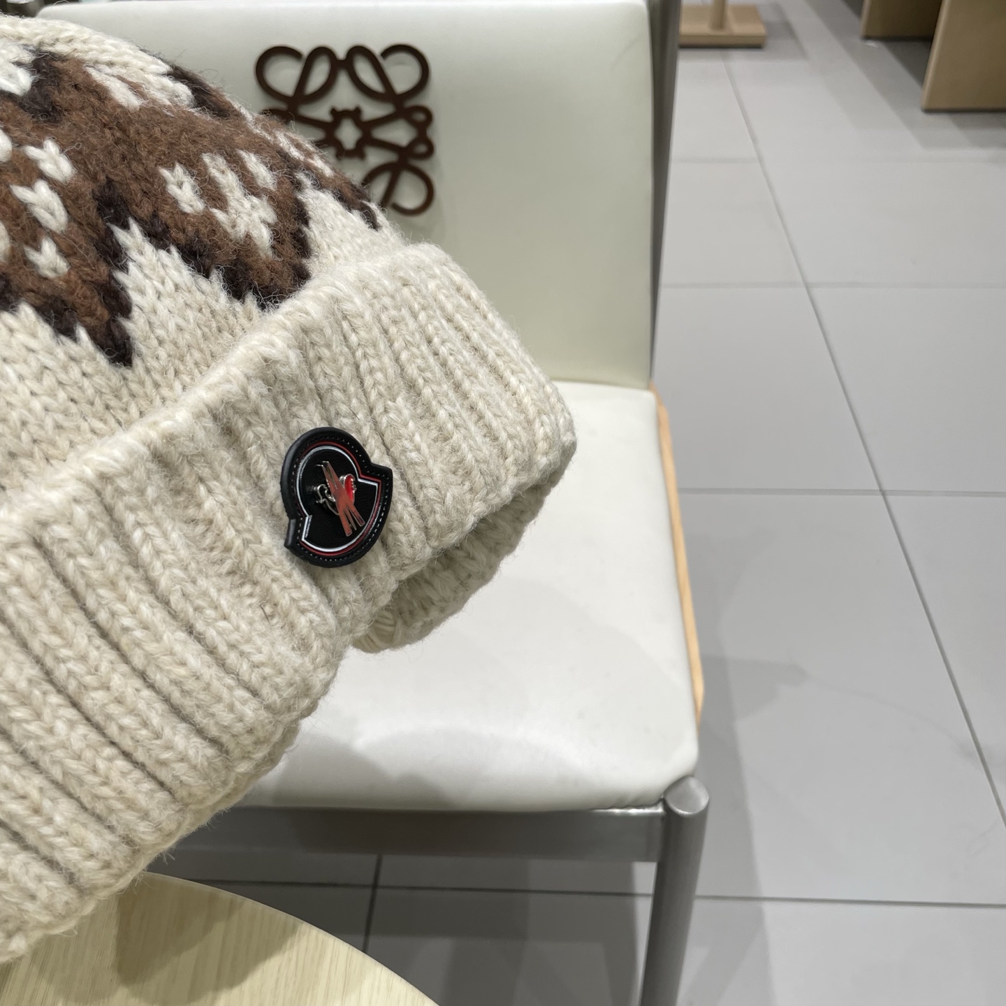  蒙口MONCLER2025新款护耳针织帽女秋冬季保暖捂耳毛线帽复古民族风