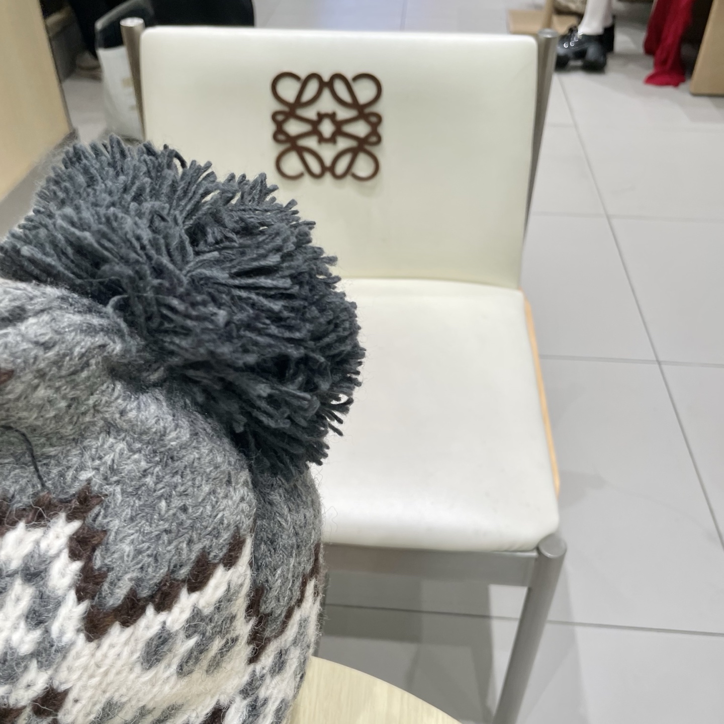  蒙口MONCLER2025新款护耳针织帽女秋冬季保暖捂耳毛线帽复古民族风