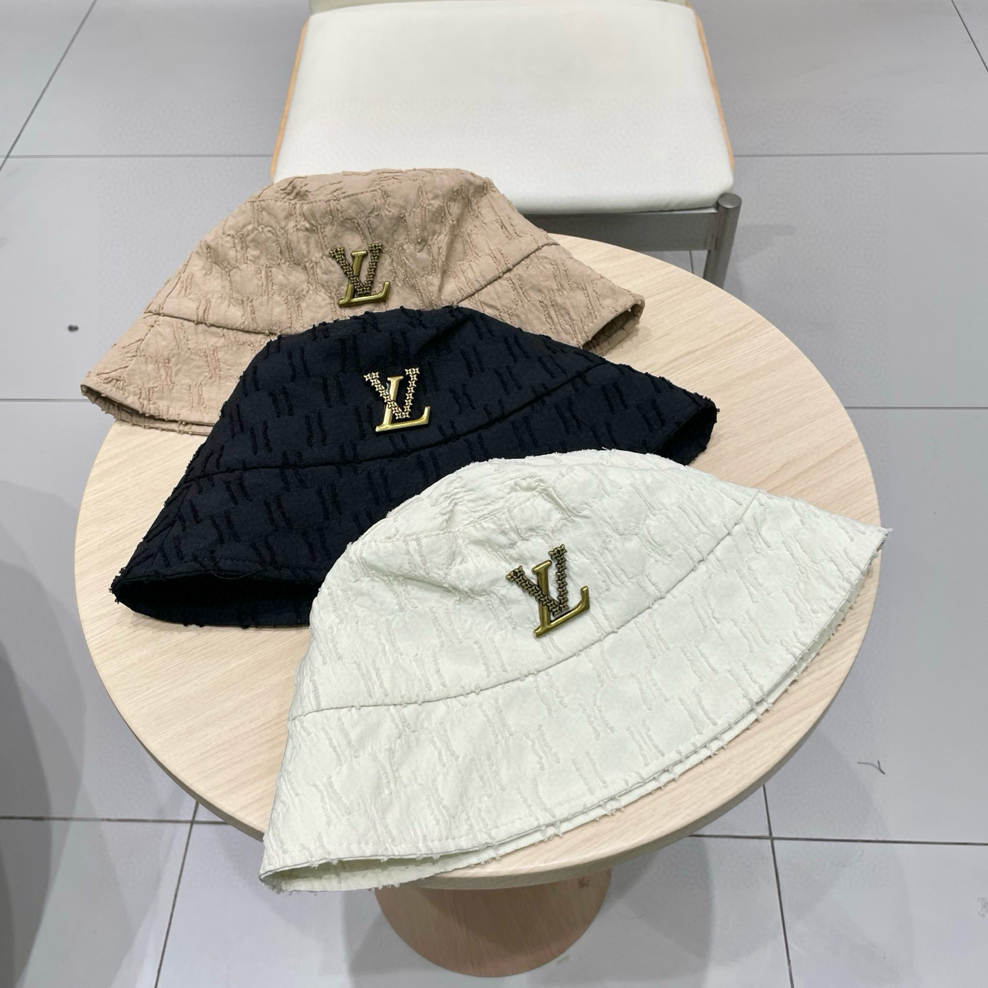 🧢LV路易威登🧢 官网高版出货，经典渔夫帽 四季可用，出门必备，非常显脸小