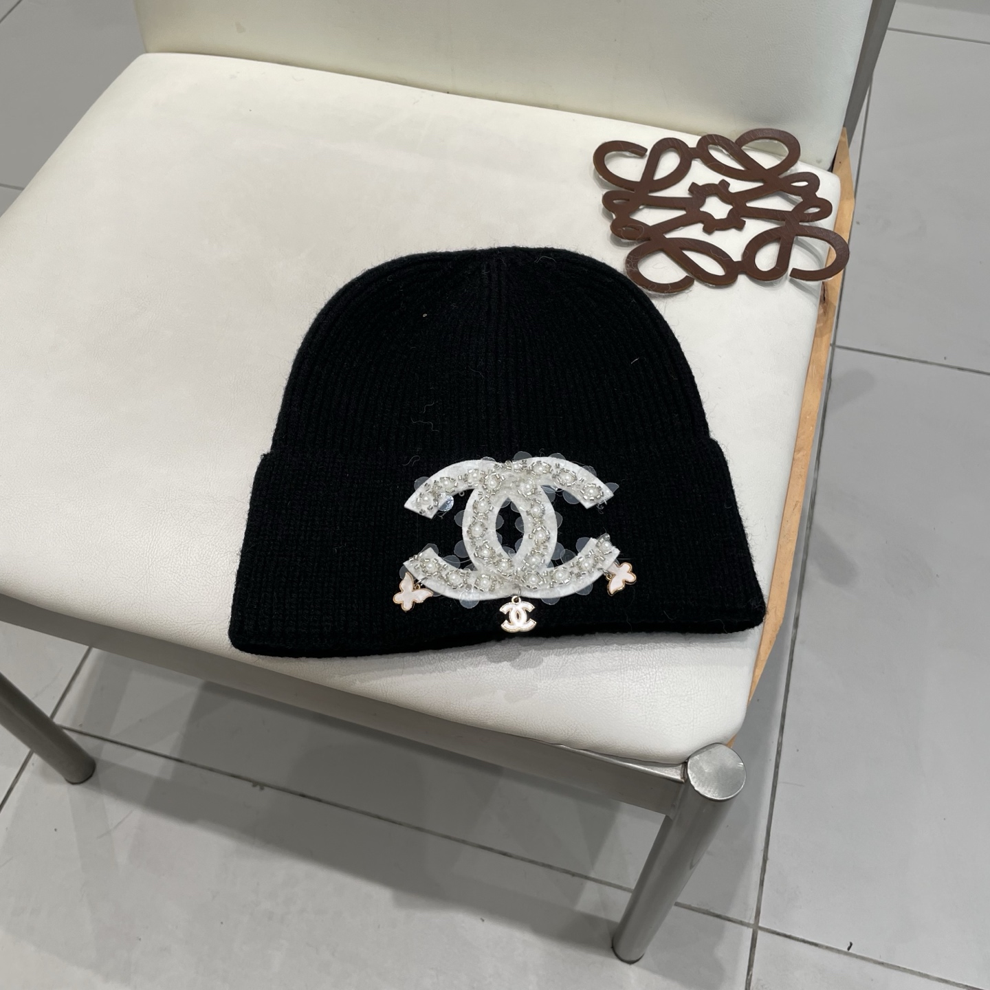  Chanel官网品质香奈儿秋冬网红时尚博主推荐款毛线帽，小红书爆款，手感超柔软舒适的针织线帽，弹性极佳