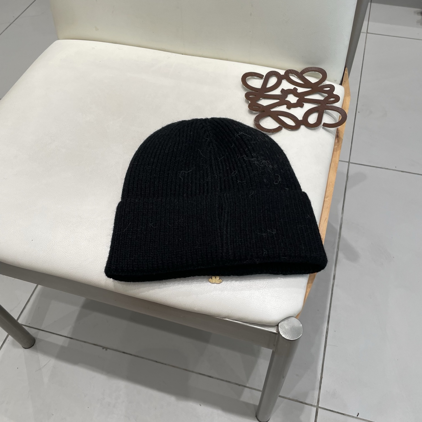  Chanel官网品质香奈儿秋冬网红时尚博主推荐款毛线帽，小红书爆款，手感超柔软舒适的针织线帽，弹性极佳