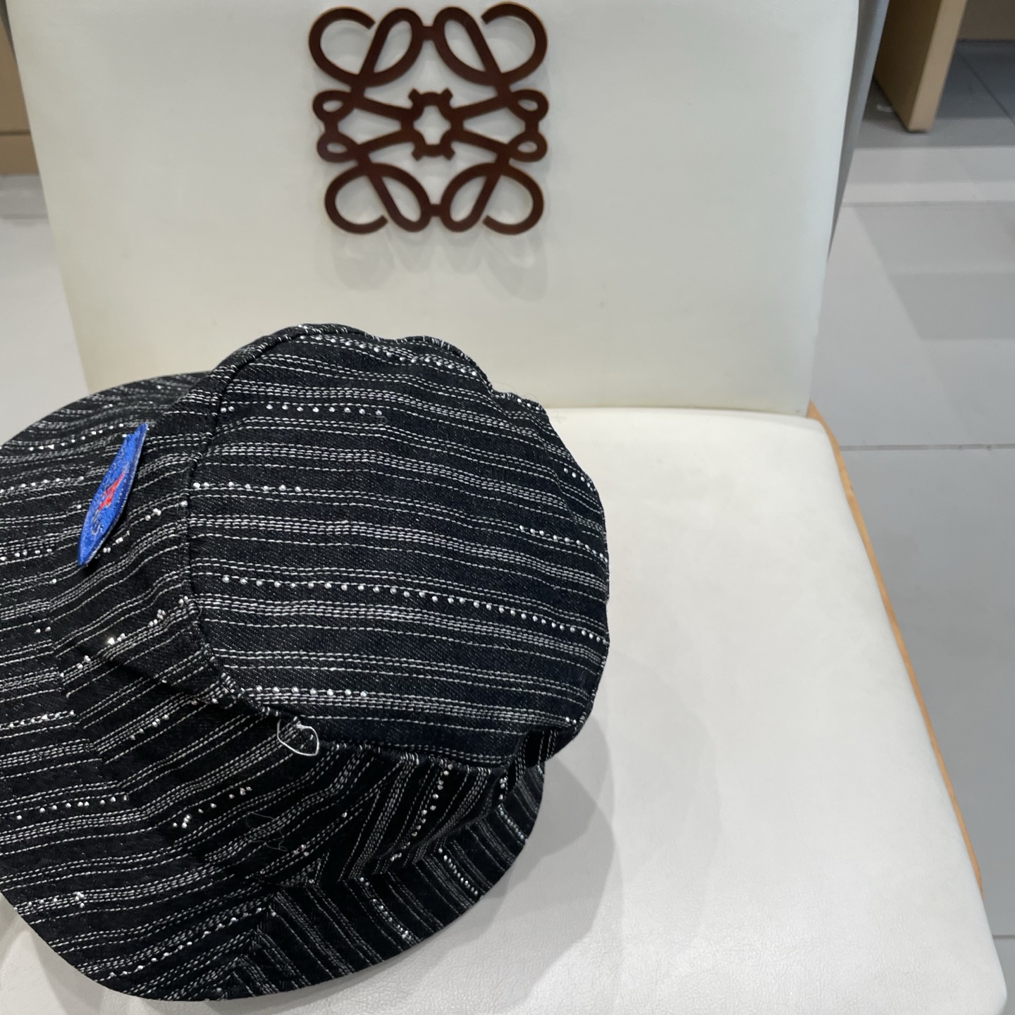 Moncler蒙口2025新款牛仔渔夫帽，经典流行款，质量超赞，