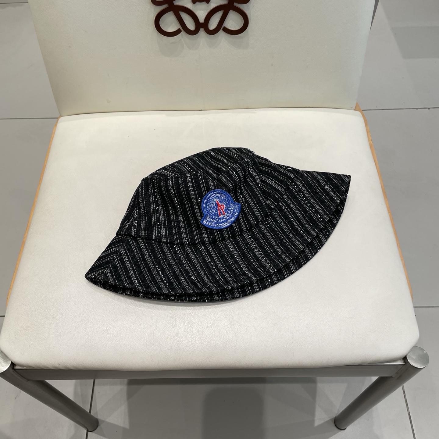 Moncler蒙口2025新款牛仔渔夫帽，经典流行款，质量超赞，