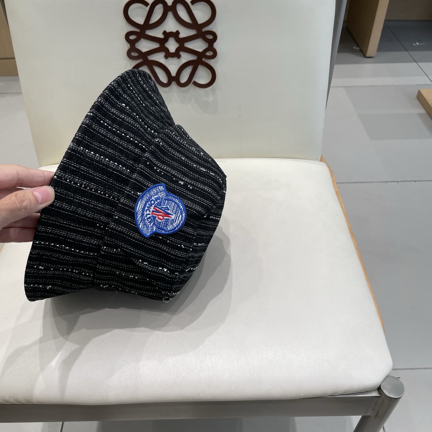 Moncler蒙口2025新款牛仔渔夫帽，经典流行款，质量超赞，