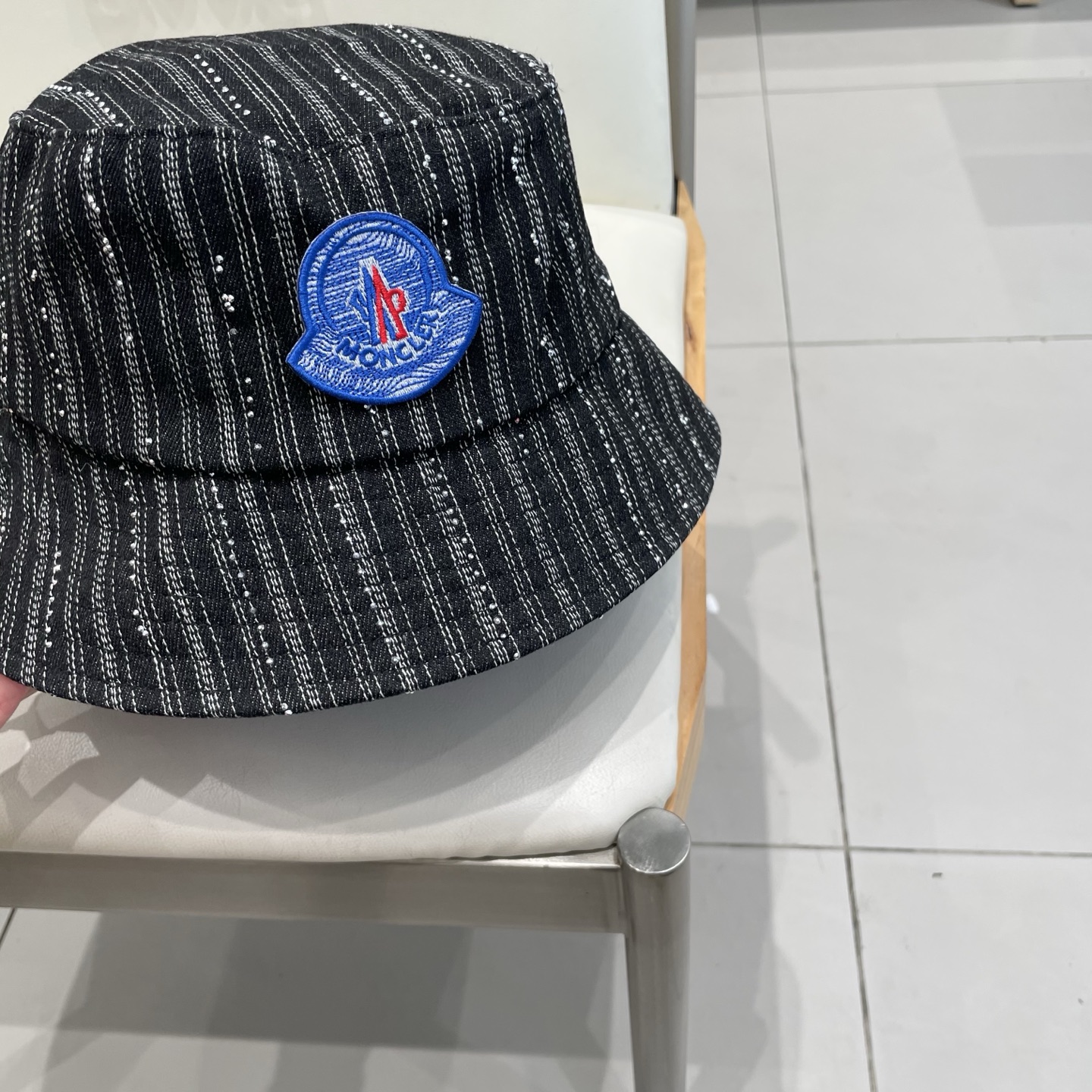 Moncler蒙口2025新款牛仔渔夫帽，经典流行款，质量超赞，