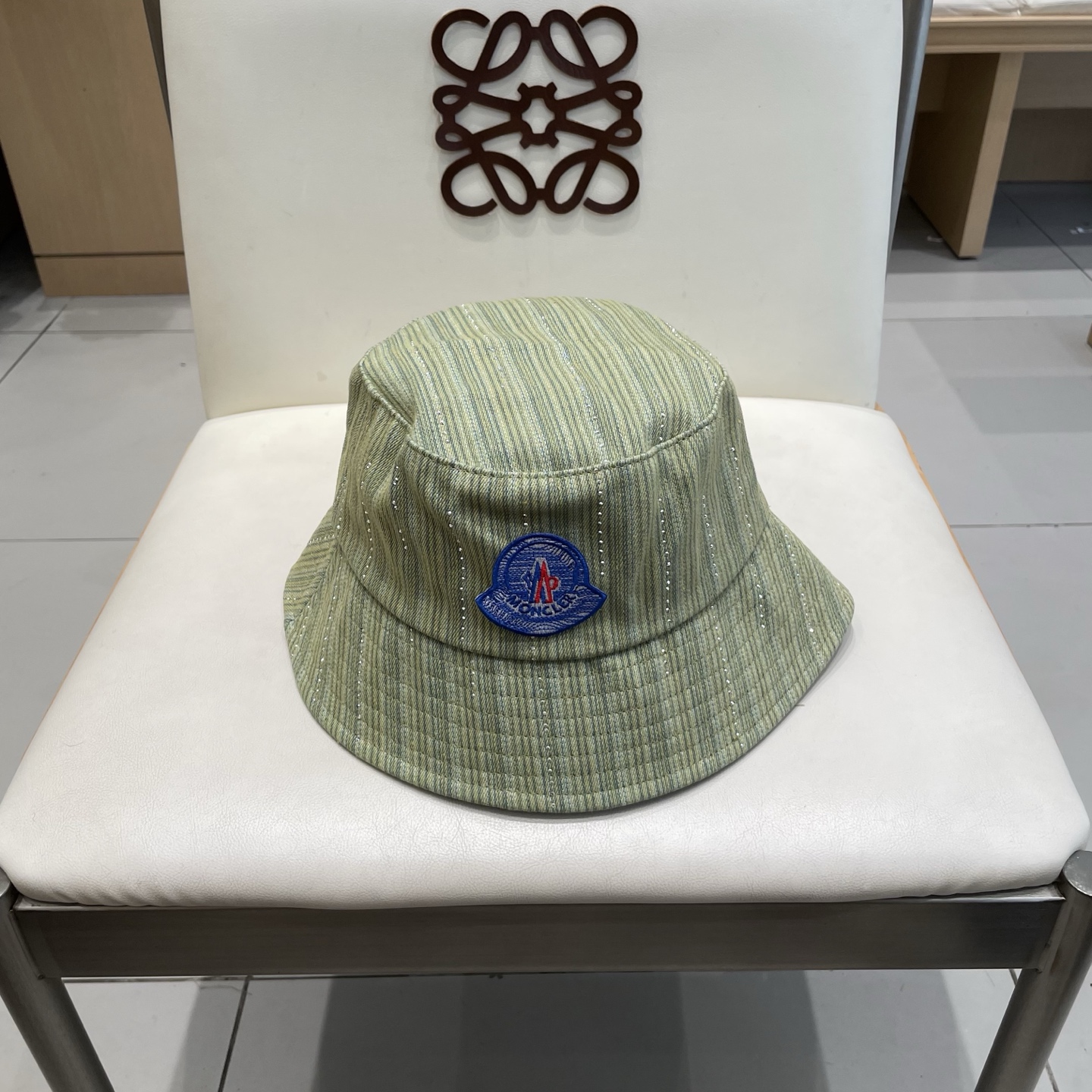 Moncler蒙口2025新款牛仔渔夫帽，经典流行款，质量超赞，