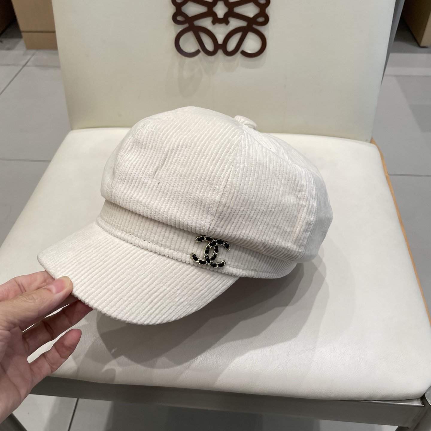  chane香奈儿l秋冬灯芯绒八角帽女复古做旧显脸小贝雷帽保暖画家帽潮