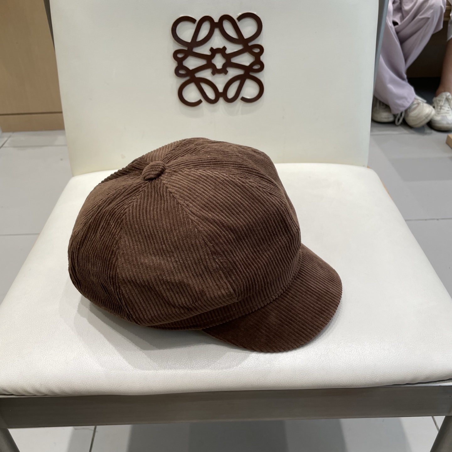  chane香奈儿l秋冬灯芯绒八角帽女复古做旧显脸小贝雷帽保暖画家帽潮