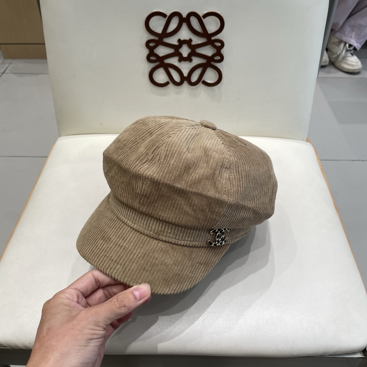  chane香奈儿l秋冬灯芯绒八角帽女复古做旧显脸小贝雷帽保暖画家帽潮