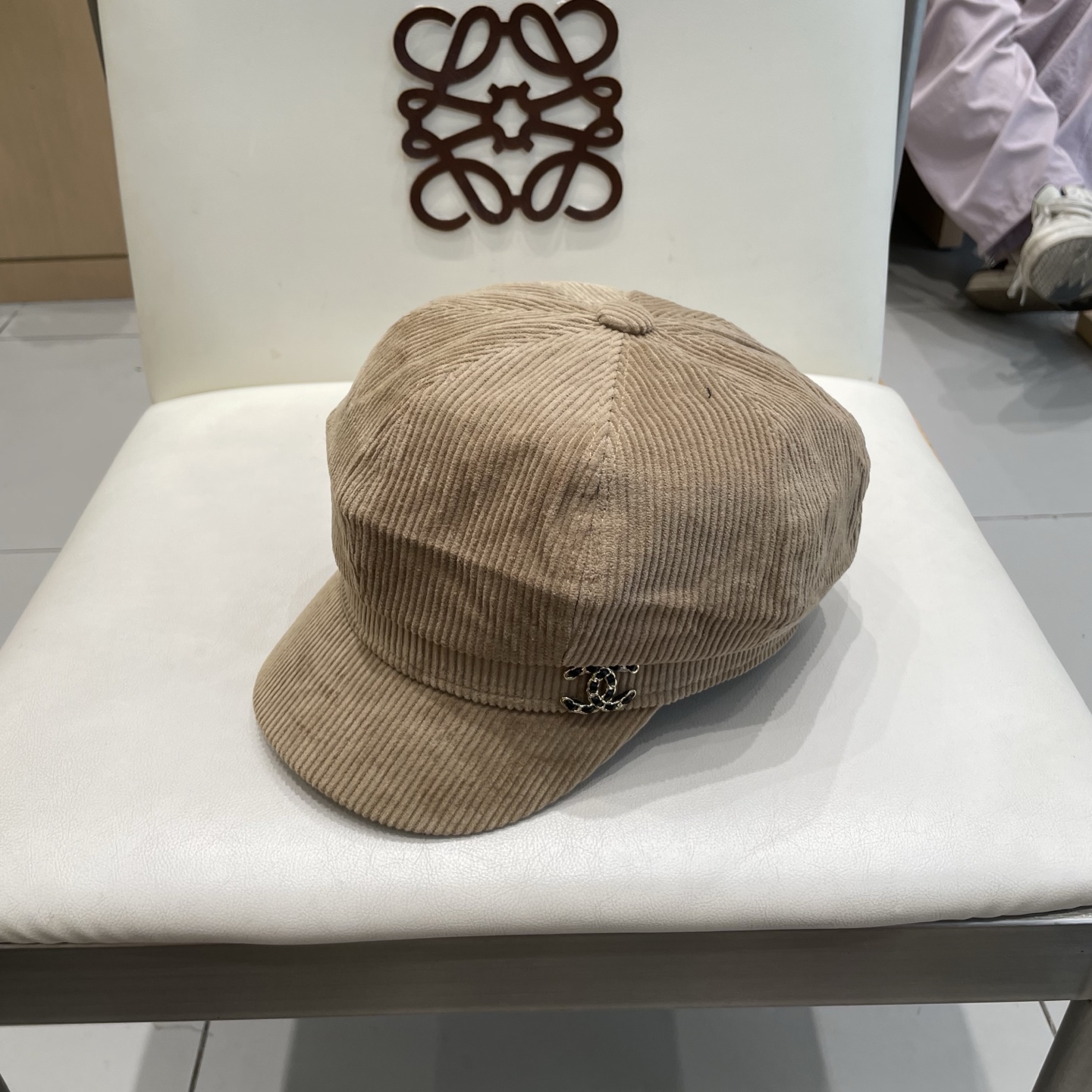  chane香奈儿l秋冬灯芯绒八角帽女复古做旧显脸小贝雷帽保暖画家帽潮