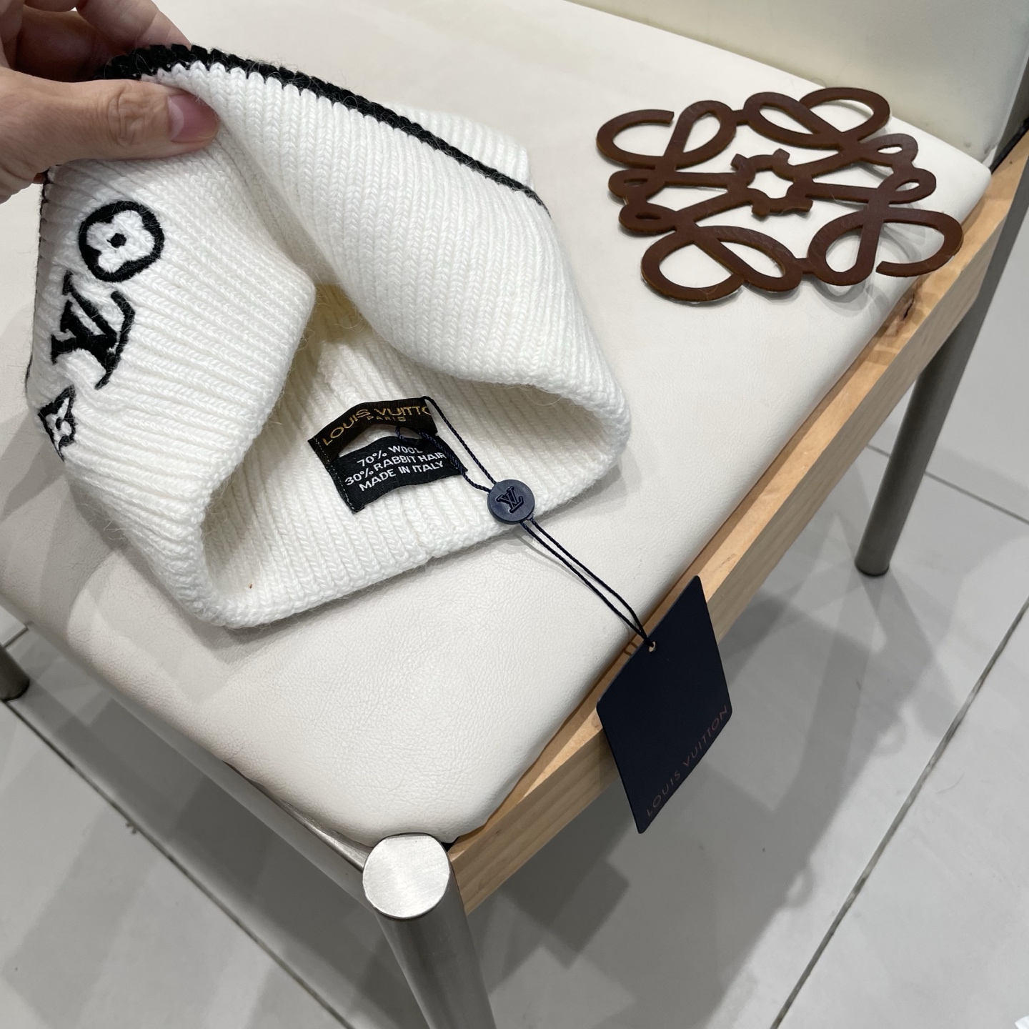  Lv路易威登专柜货，针织毛线帽，男女同款 正品开模