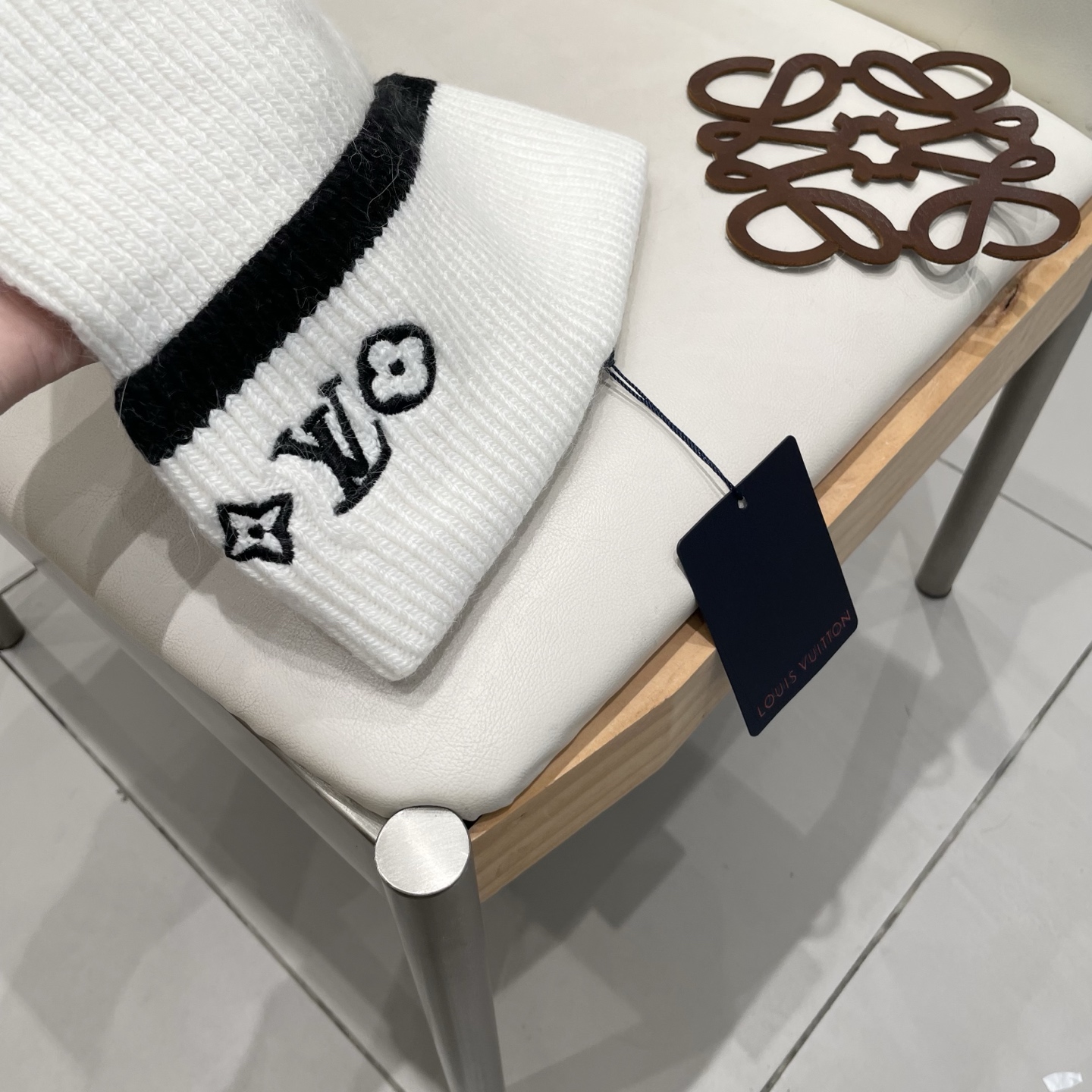  Lv路易威登专柜货，针织毛线帽，男女同款 正品开模