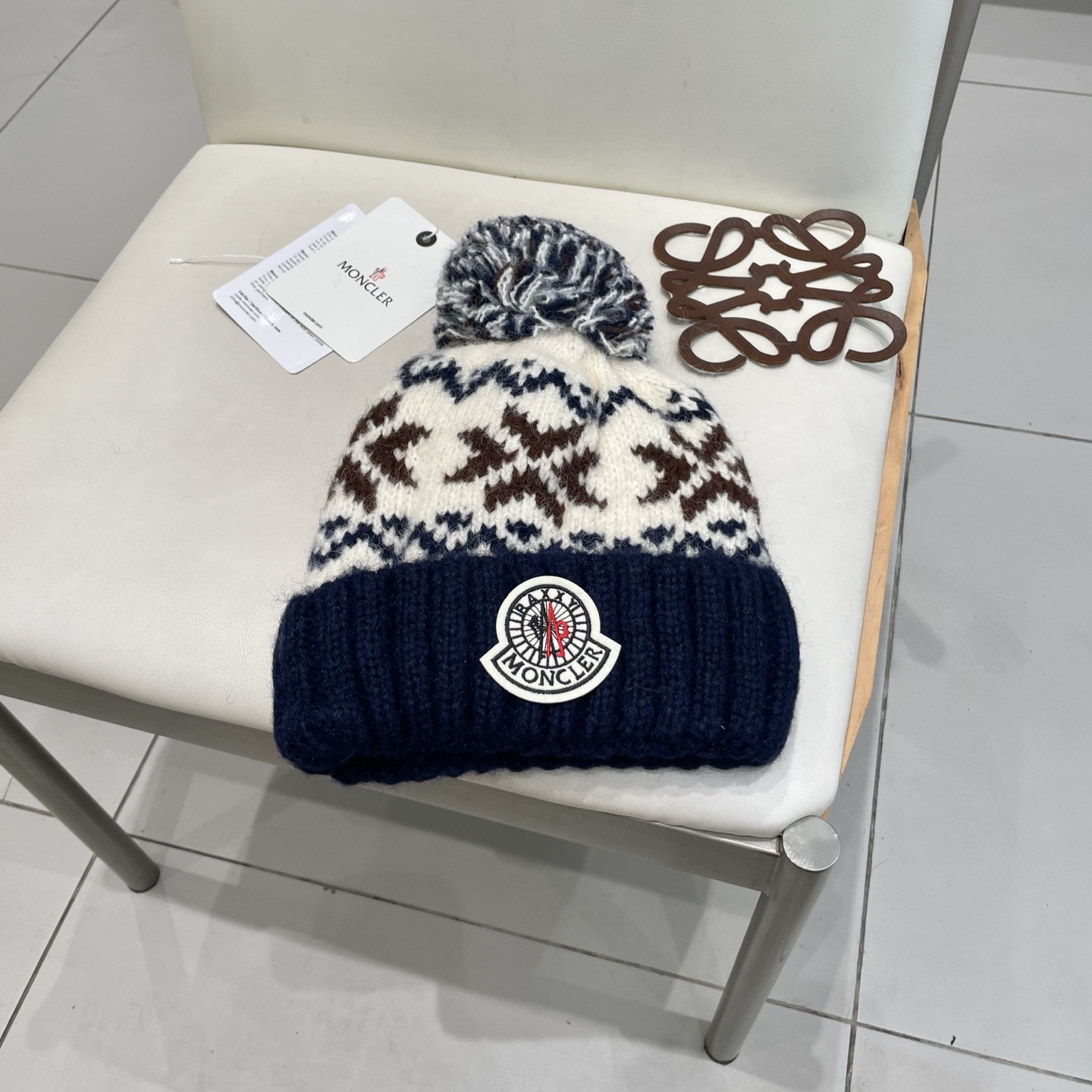  Moncler蒙口保暖百搭冬可爱圆针织帽帽女秋彩色毛球耳套头毛线帽冬季韩版顶护