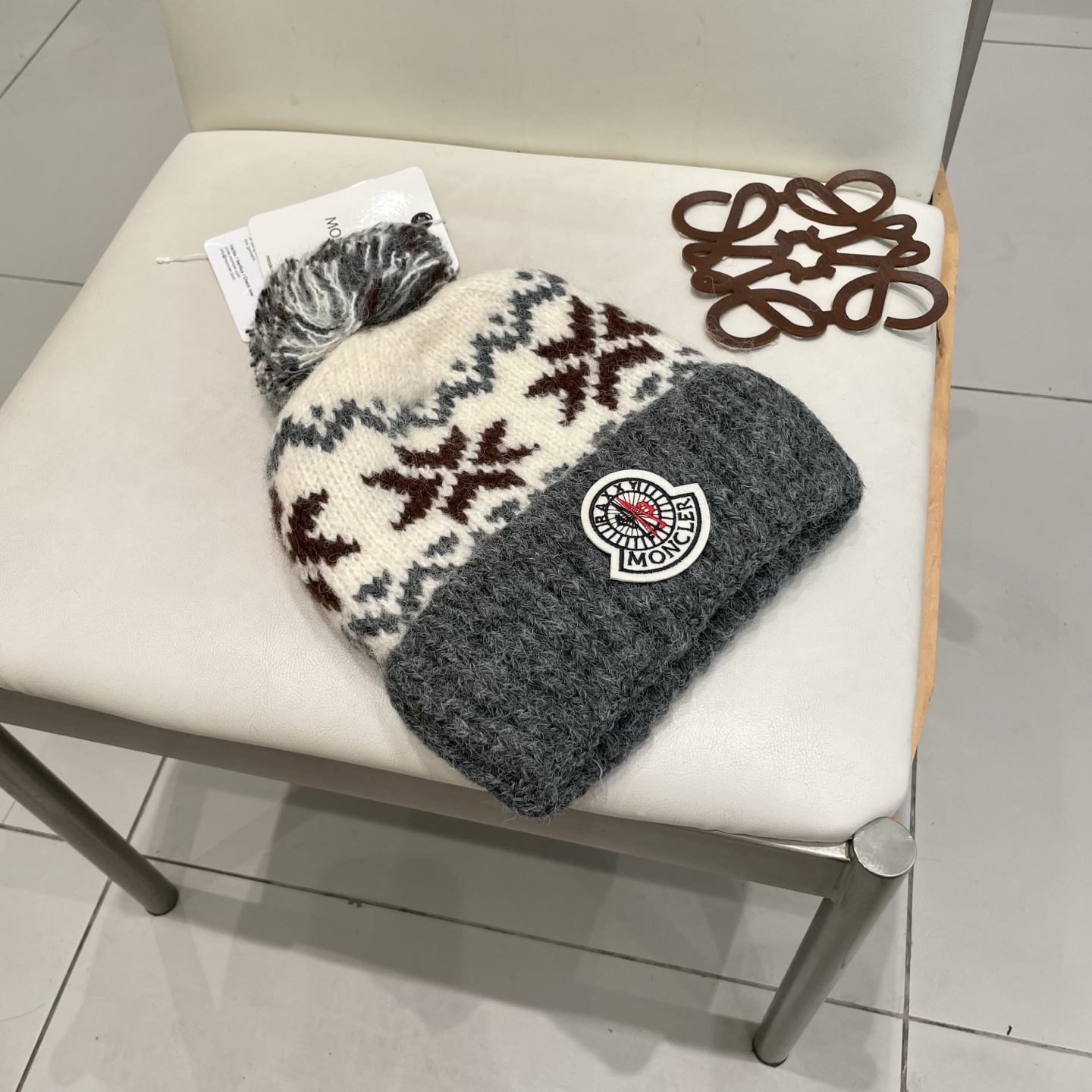  Moncler蒙口保暖百搭冬可爱圆针织帽帽女秋彩色毛球耳套头毛线帽冬季韩版顶护