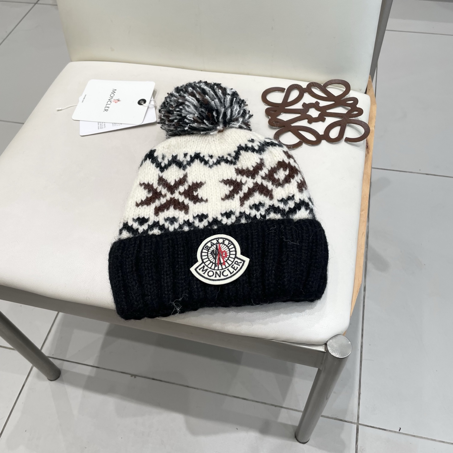  Moncler蒙口保暖百搭冬可爱圆针织帽帽女秋彩色毛球耳套头毛线帽冬季韩版顶护