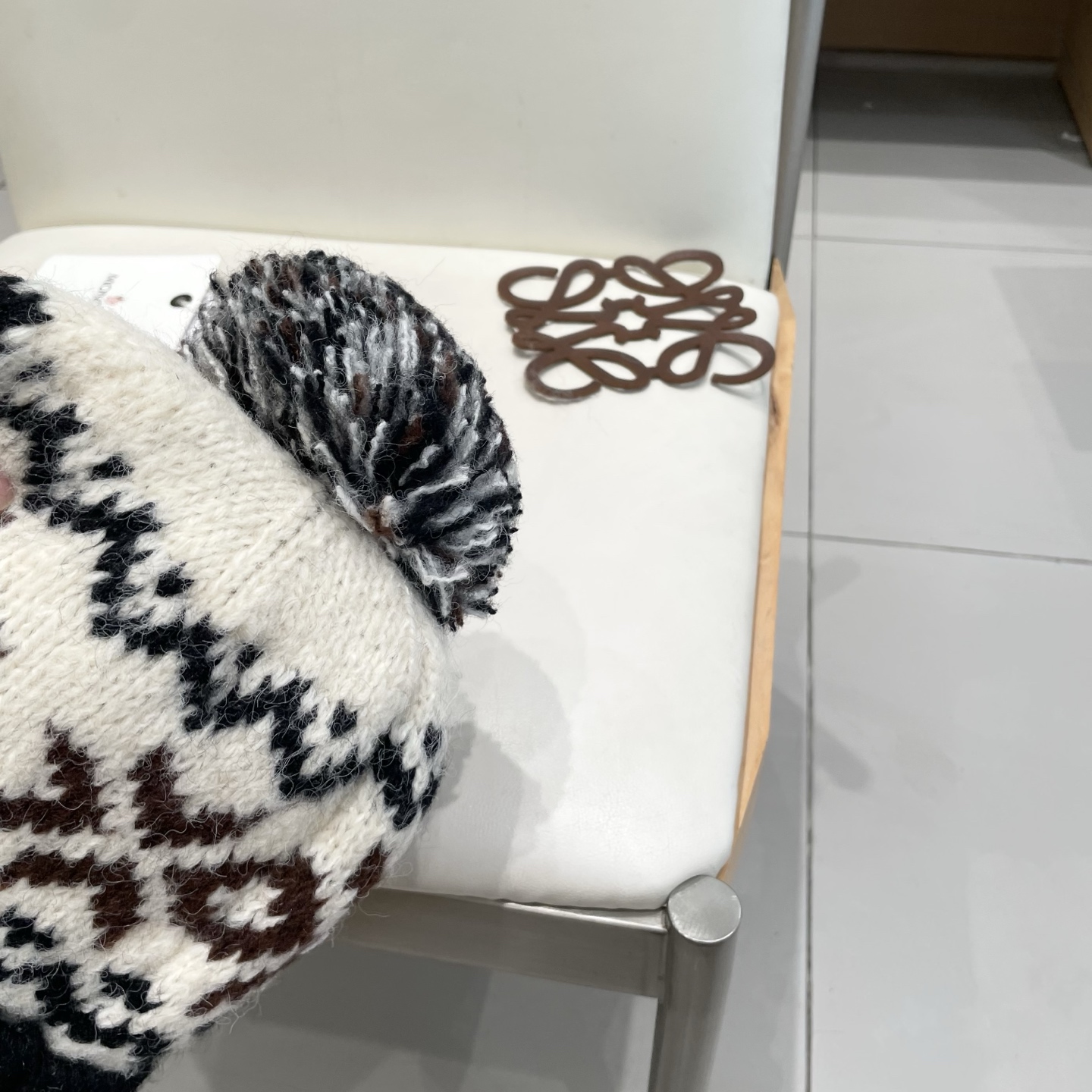  Moncler蒙口保暖百搭冬可爱圆针织帽帽女秋彩色毛球耳套头毛线帽冬季韩版顶护