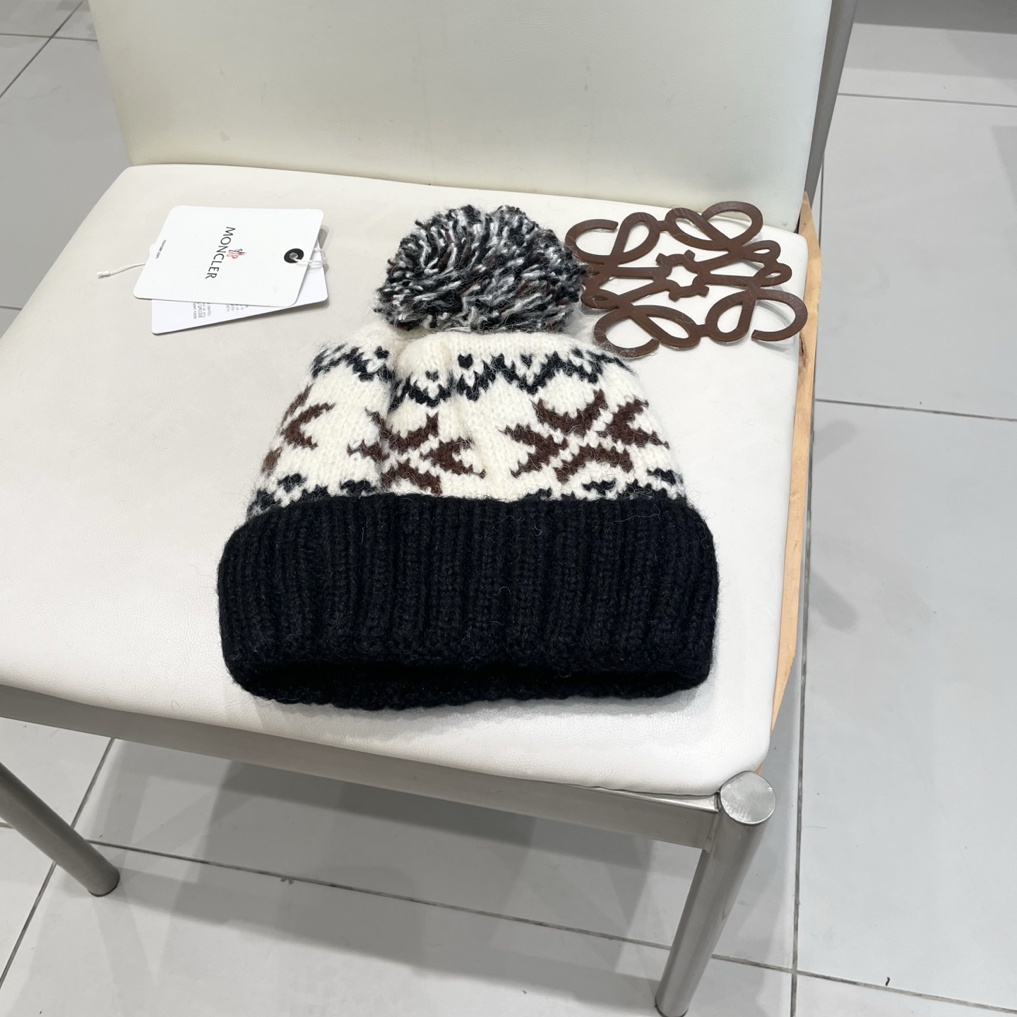  Moncler蒙口保暖百搭冬可爱圆针织帽帽女秋彩色毛球耳套头毛线帽冬季韩版顶护