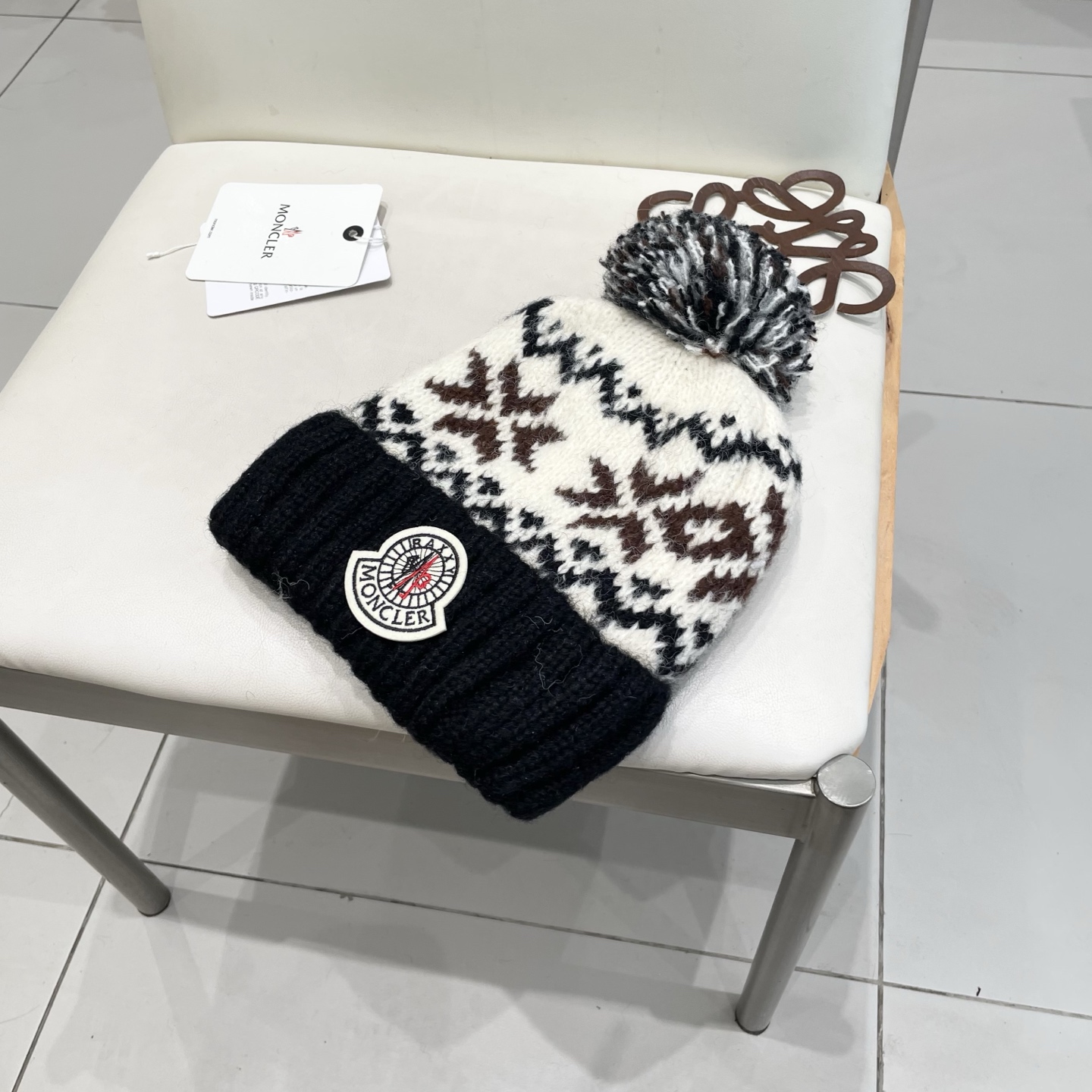  Moncler蒙口保暖百搭冬可爱圆针织帽帽女秋彩色毛球耳套头毛线帽冬季韩版顶护