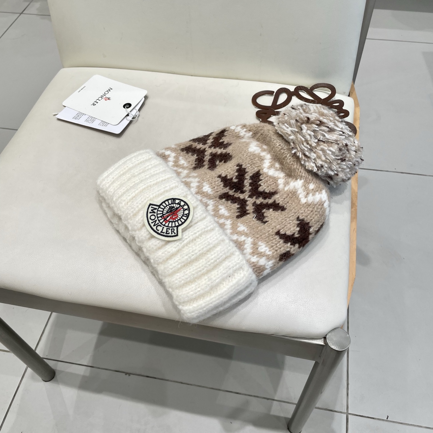  Moncler蒙口保暖百搭冬可爱圆针织帽帽女秋彩色毛球耳套头毛线帽冬季韩版顶护