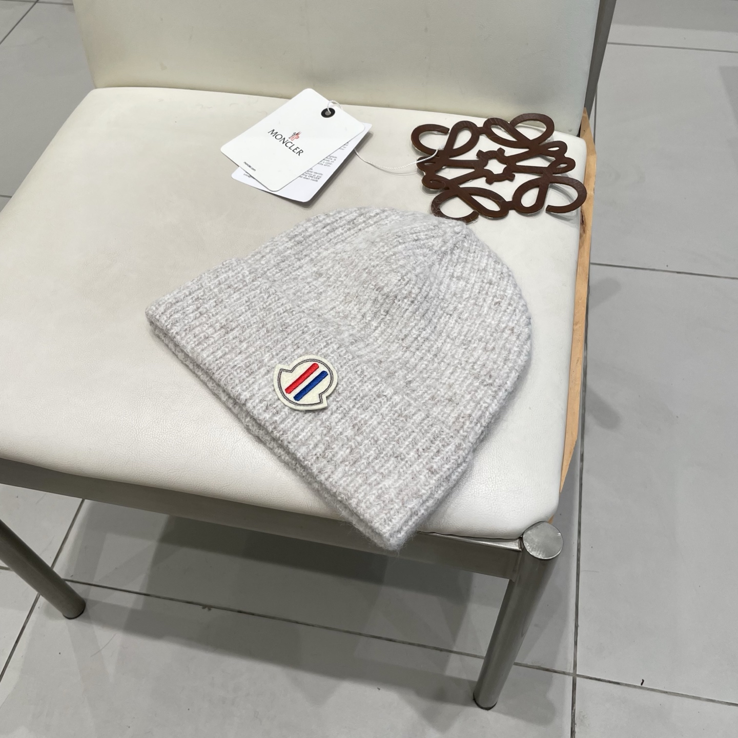 Moncler蒙口秋冬欧美跨境百搭简约无檐保暖针织帽女时尚户外毛线帽男