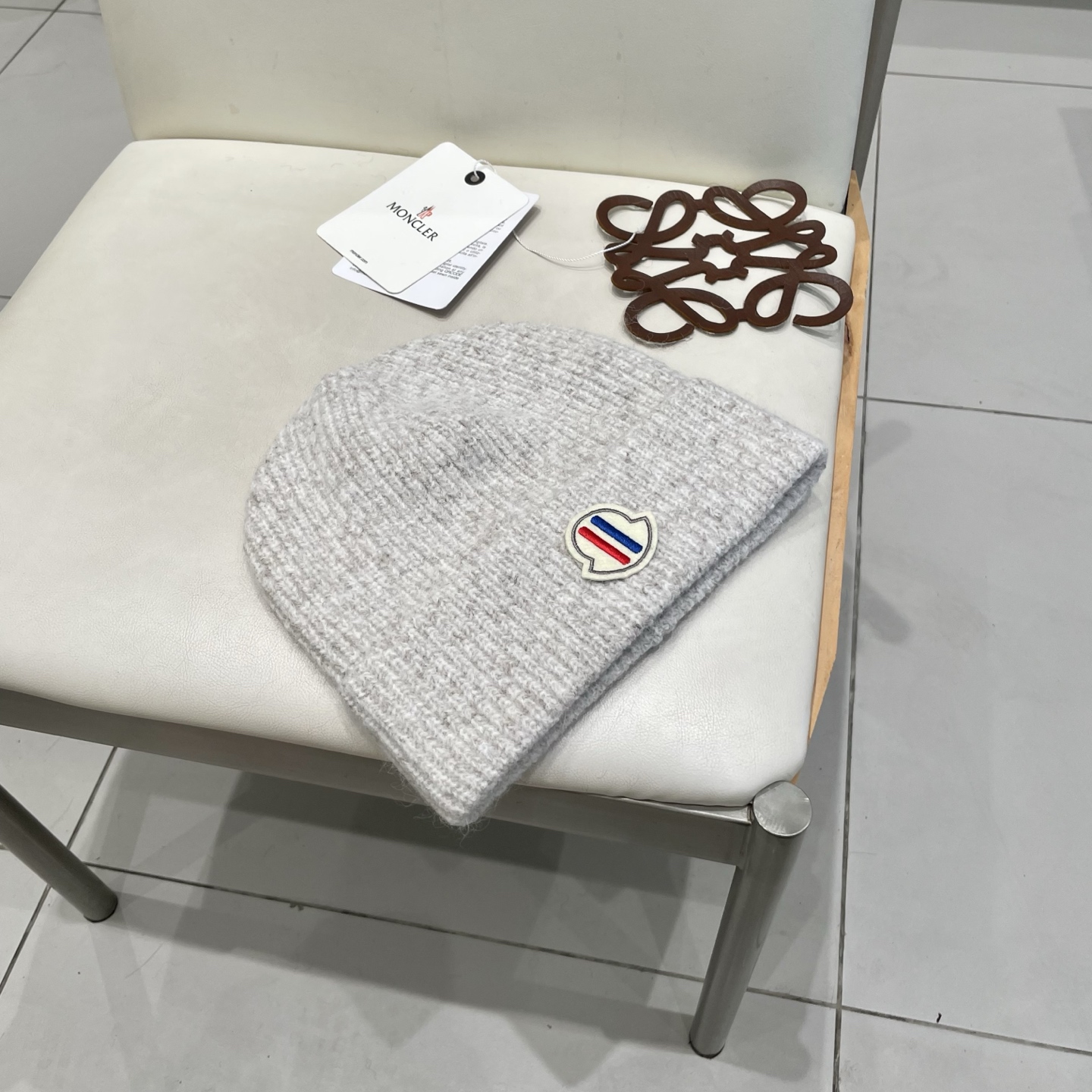 Moncler蒙口秋冬欧美跨境百搭简约无檐保暖针织帽女时尚户外毛线帽男