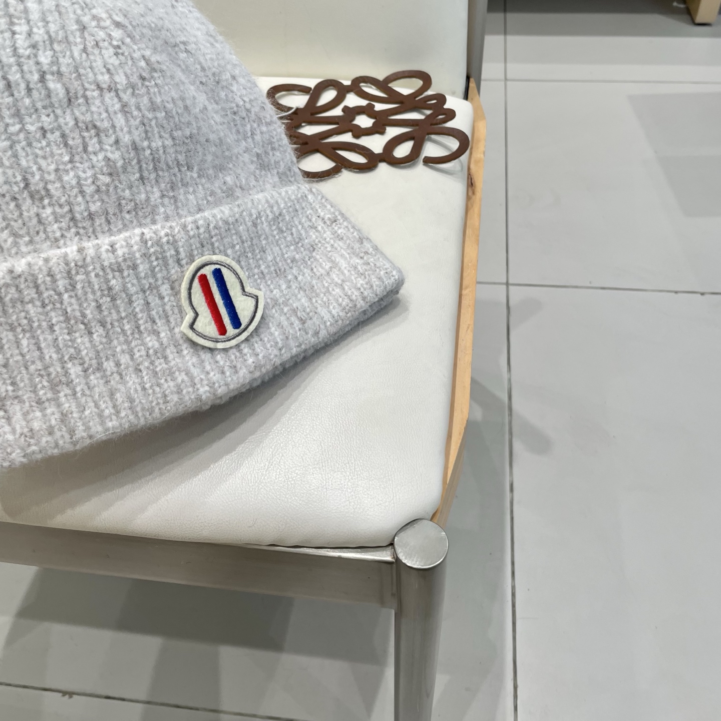 Moncler蒙口秋冬欧美跨境百搭简约无檐保暖针织帽女时尚户外毛线帽男