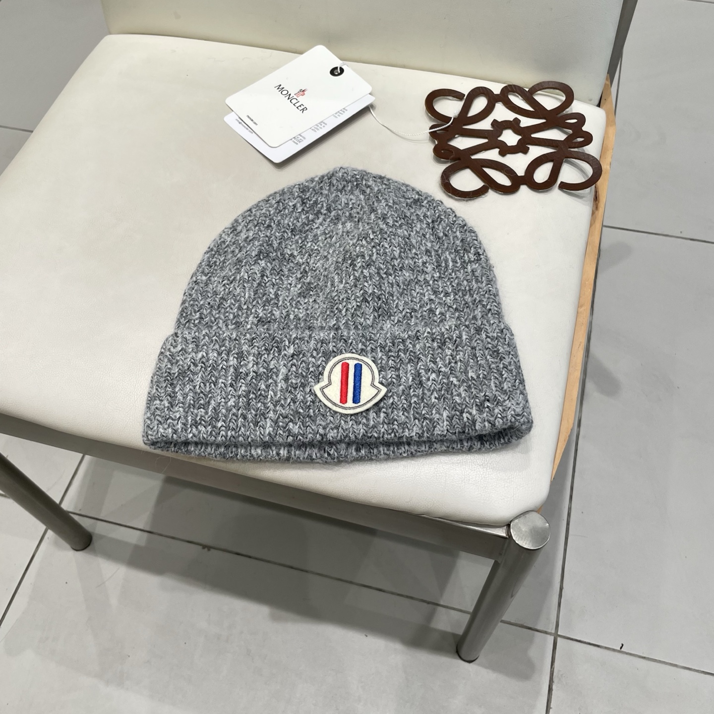 Moncler蒙口秋冬欧美跨境百搭简约无檐保暖针织帽女时尚户外毛线帽男