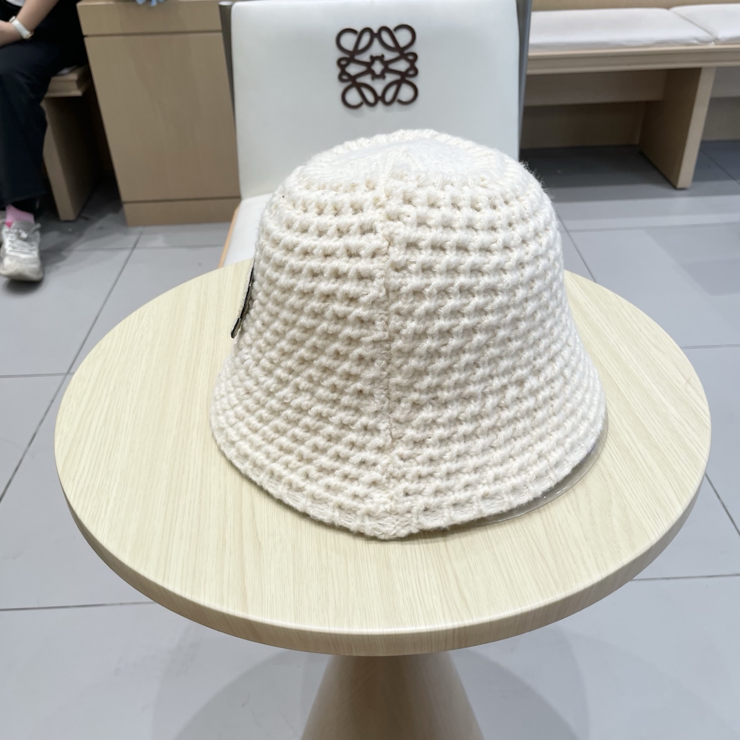 chanel香奈儿保暖米素颜女春夏帽格纹小水桶针织色潮渔夫帽子日系显脸盆帽遮脸