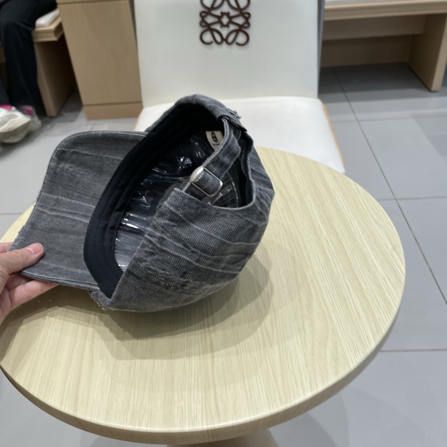 🧢路易威登棒球帽 LouisVuitton😍新款LV棒球帽，重工打造♥️高端大气，百搭款🤗男女通用！跑量