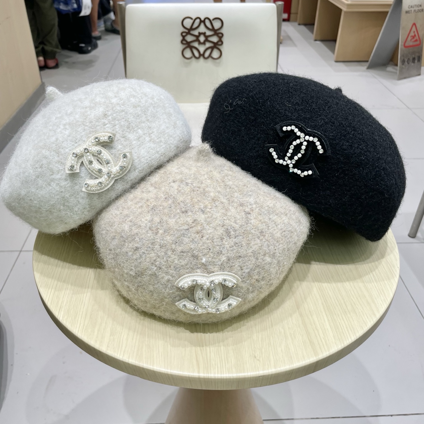  chanel香奈儿休闲文艺画家加厚立体羊毛贝雷复古帽款蓓蕾帽秋冬季的帽子显脸小