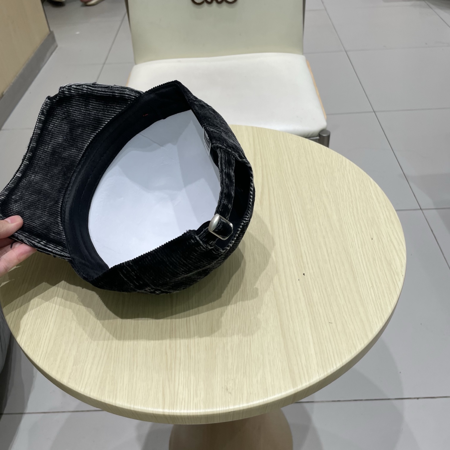 MONCLER蒙口纯棉灯芯绒棒球帽🧢，欧美重工手法，多重内里，曰韩潮流，时尚大气，帅哥美女必入款❤️❤️