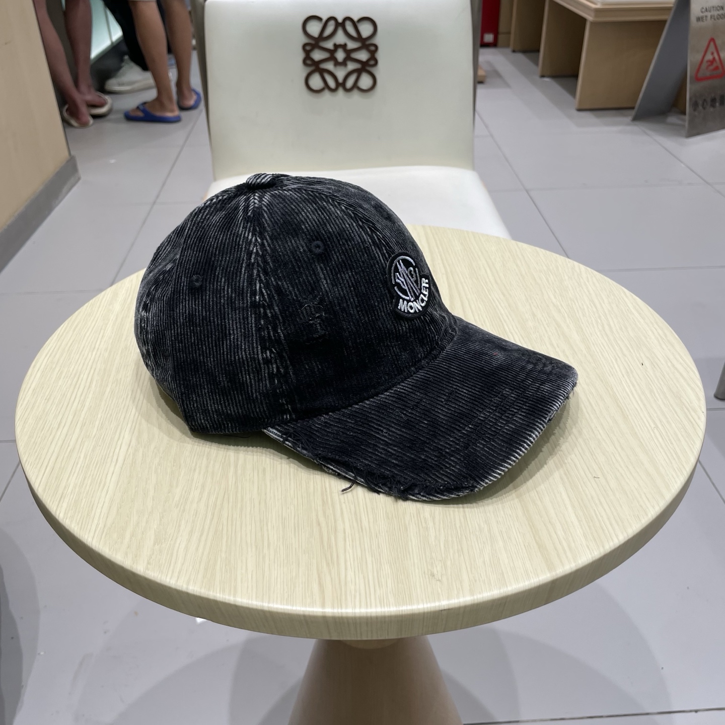 MONCLER蒙口纯棉灯芯绒棒球帽🧢，欧美重工手法，多重内里，曰韩潮流，时尚大气，帅哥美女必入款❤️❤️