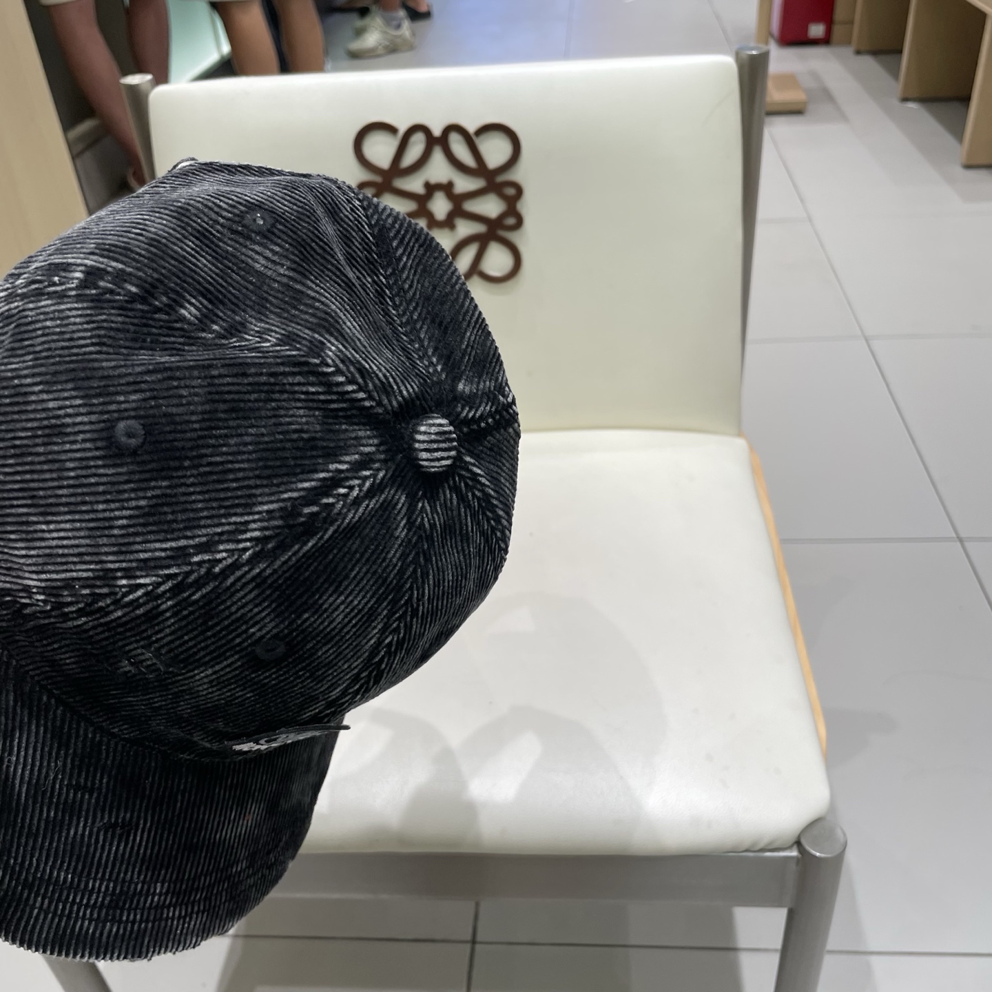 MONCLER蒙口纯棉灯芯绒棒球帽🧢，欧美重工手法，多重内里，曰韩潮流，时尚大气，帅哥美女必入款❤️❤️