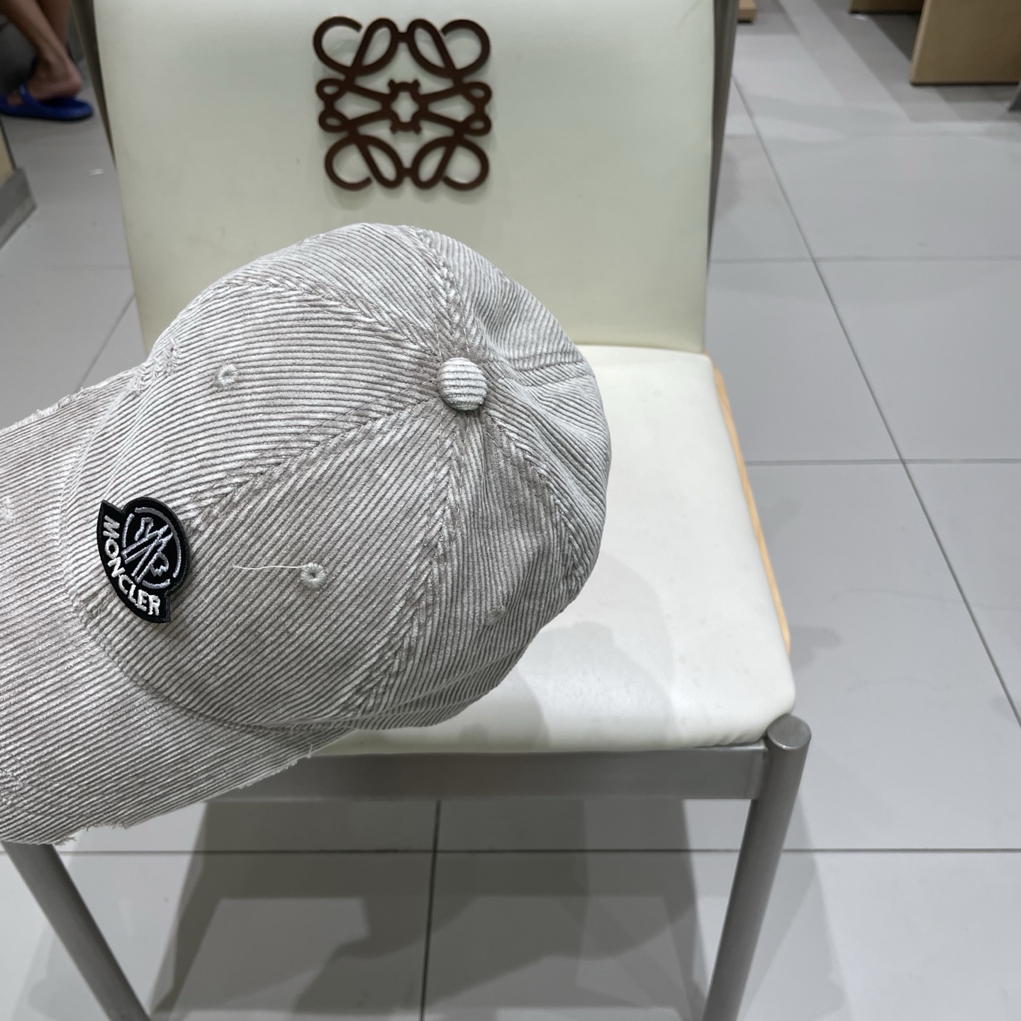 MONCLER蒙口纯棉灯芯绒棒球帽🧢，欧美重工手法，多重内里，曰韩潮流，时尚大气，帅哥美女必入款❤️❤️