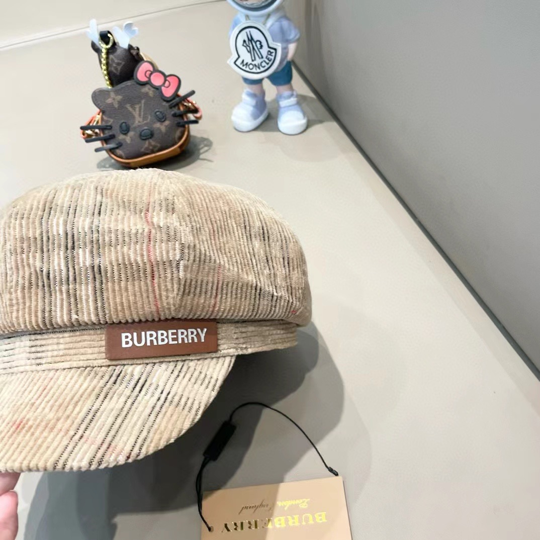   Burberry巴宝莉秋冬款南瓜帽，八角画家帽头围57cm