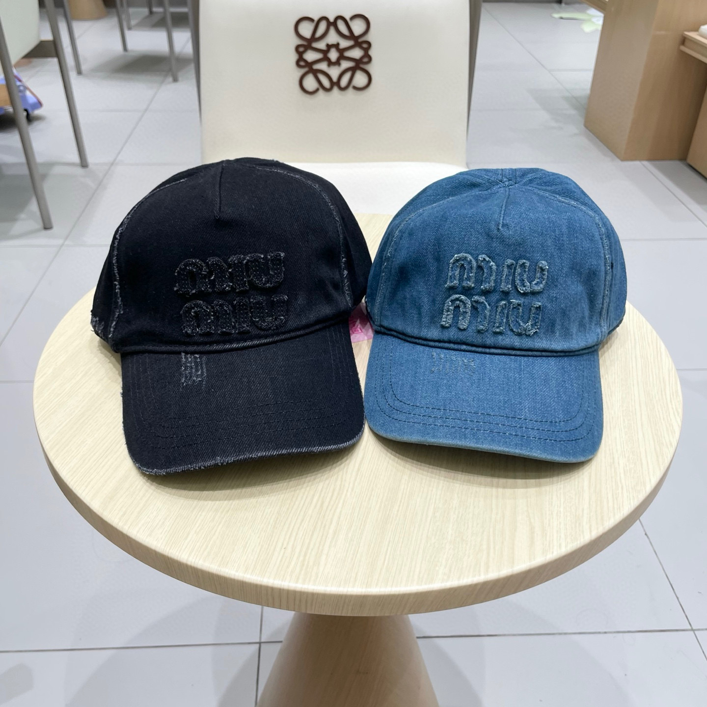   【Miumiu缪缪】新款牛仔订单款刺绣棒球帽🧢大牌款超好搭配，赶紧入手！