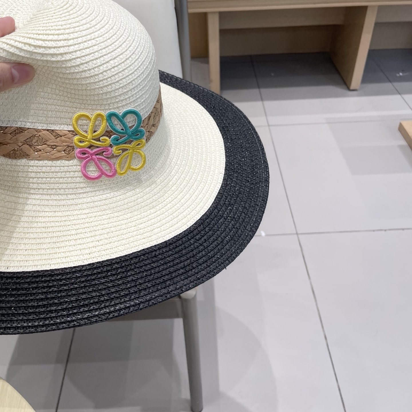  miumiu缪缪新款水桶遮阳帽，遮阳草帽，头围57cm